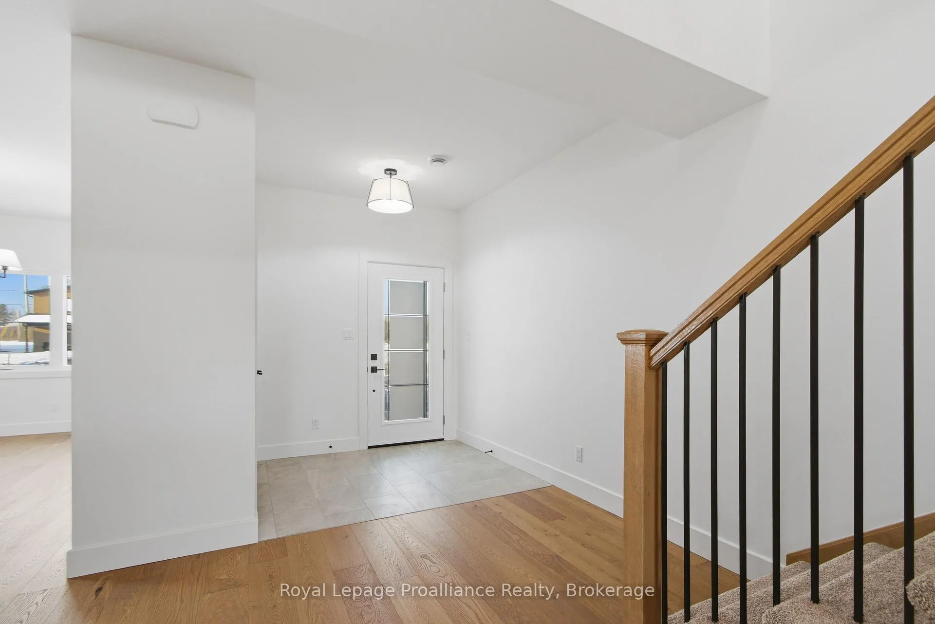Photo 5 of 39 Fraser Drive, Quinte West, Sidney Ward — HOMEH