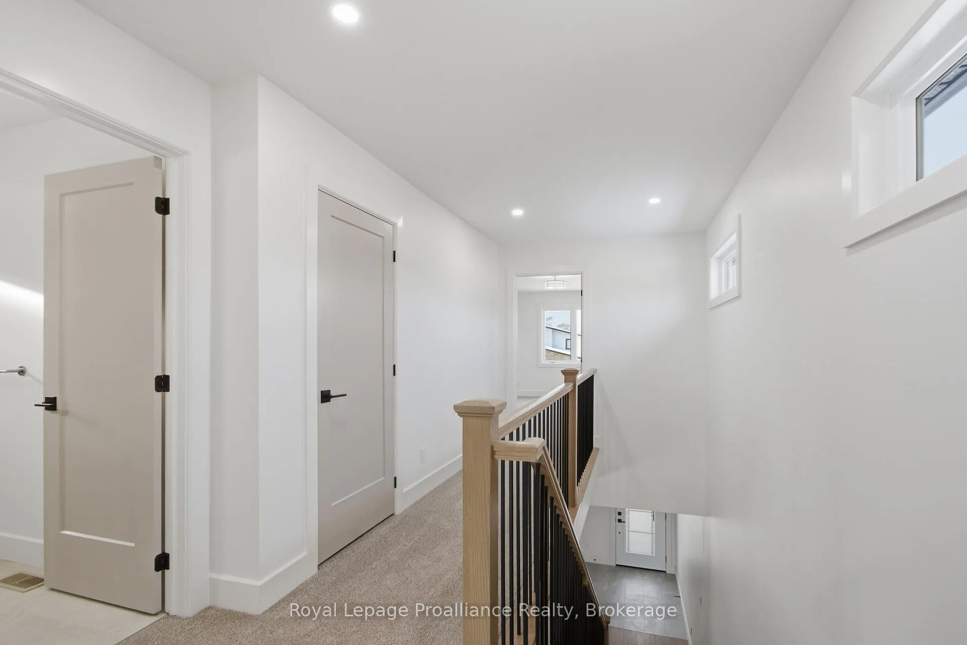 Photo 19 of 39 Fraser Drive, Quinte West, Sidney Ward — HOMEH