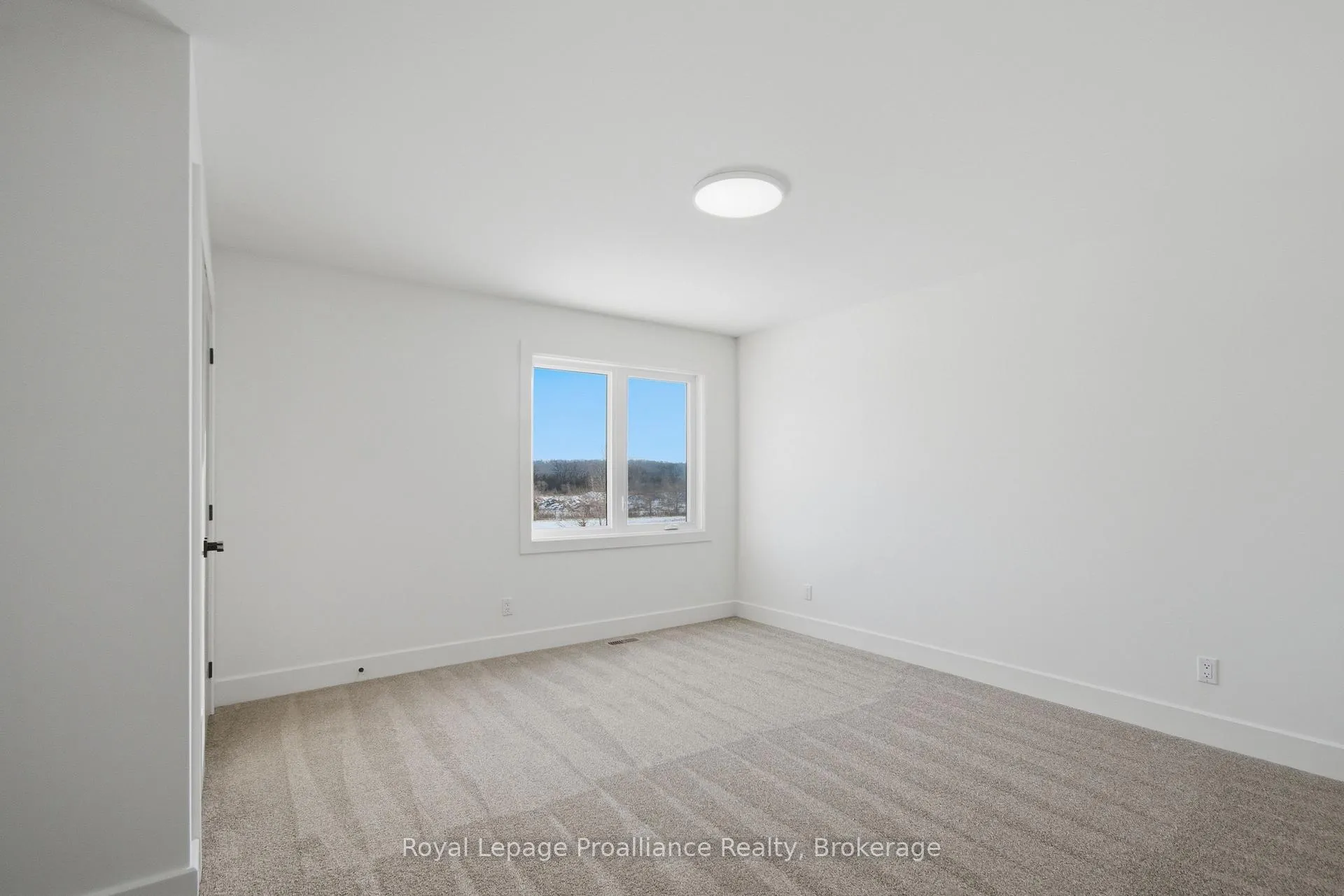 Photo 27 of 39 Fraser Drive, Quinte West, Sidney Ward — HOMEH