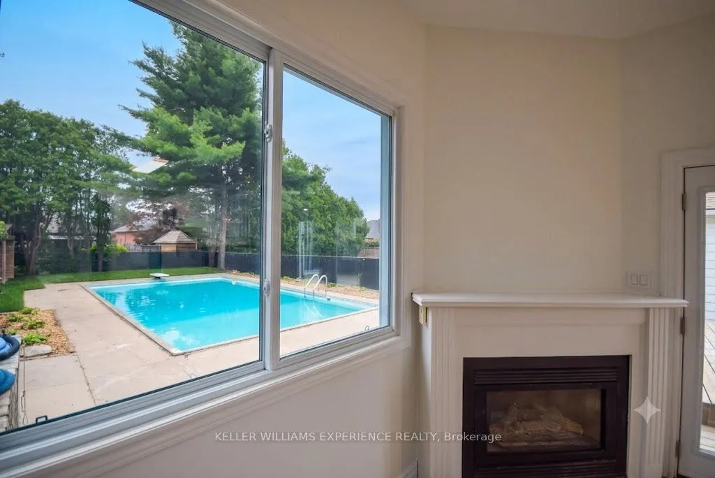 Photo 10 of 59 Wiltshire Drive, Chatham-Kent, Chatham — HOMEH