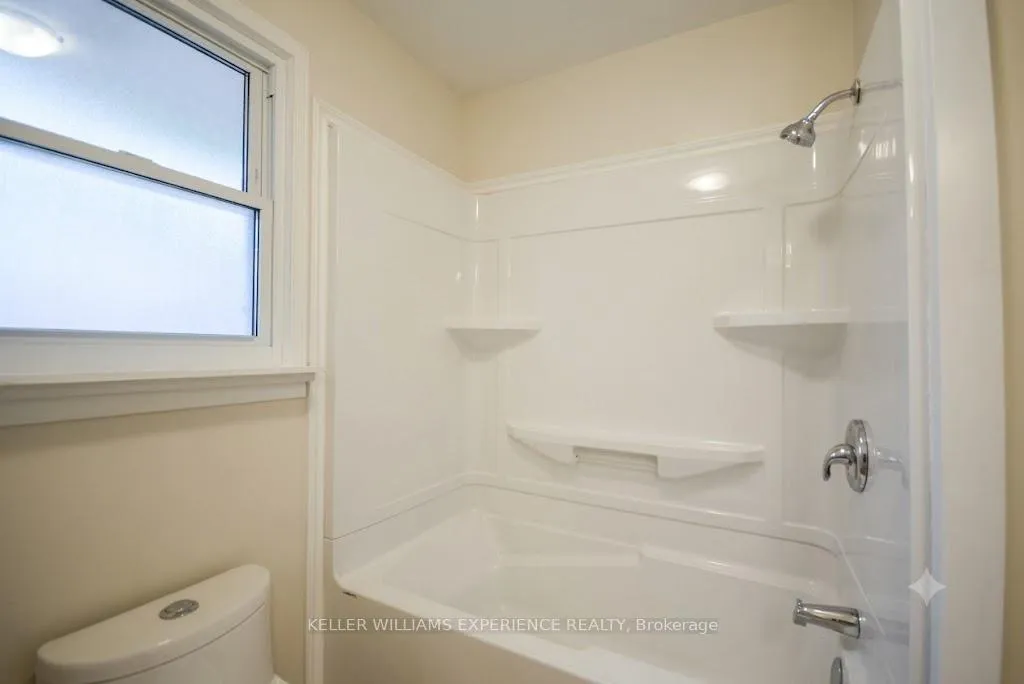 Photo 35 of 59 Wiltshire Drive, Chatham-Kent, Chatham — HOMEH