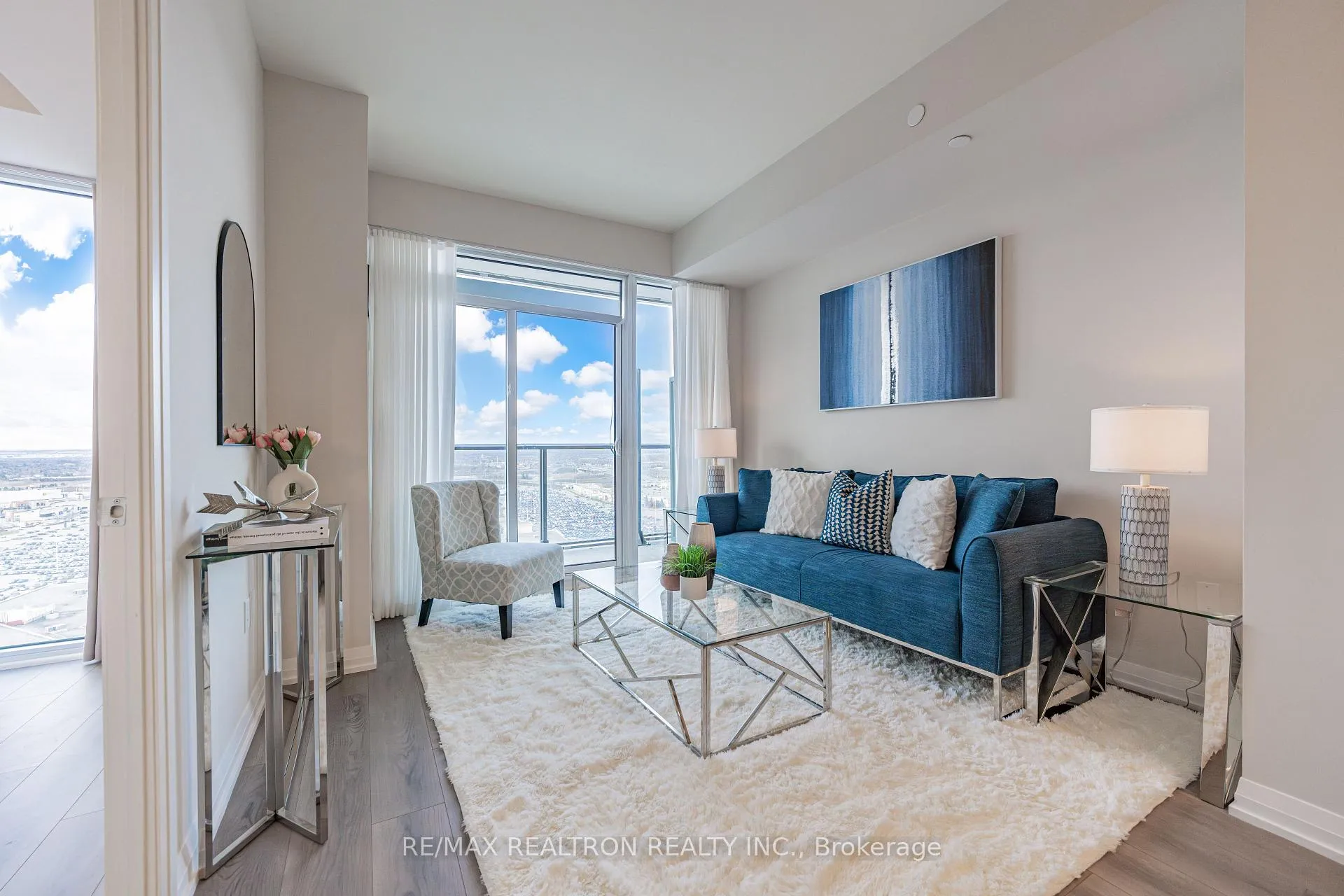 Photo 3 of Unit 2120, 9000 Jane Street, Vaughan, Concord — HOMEH
