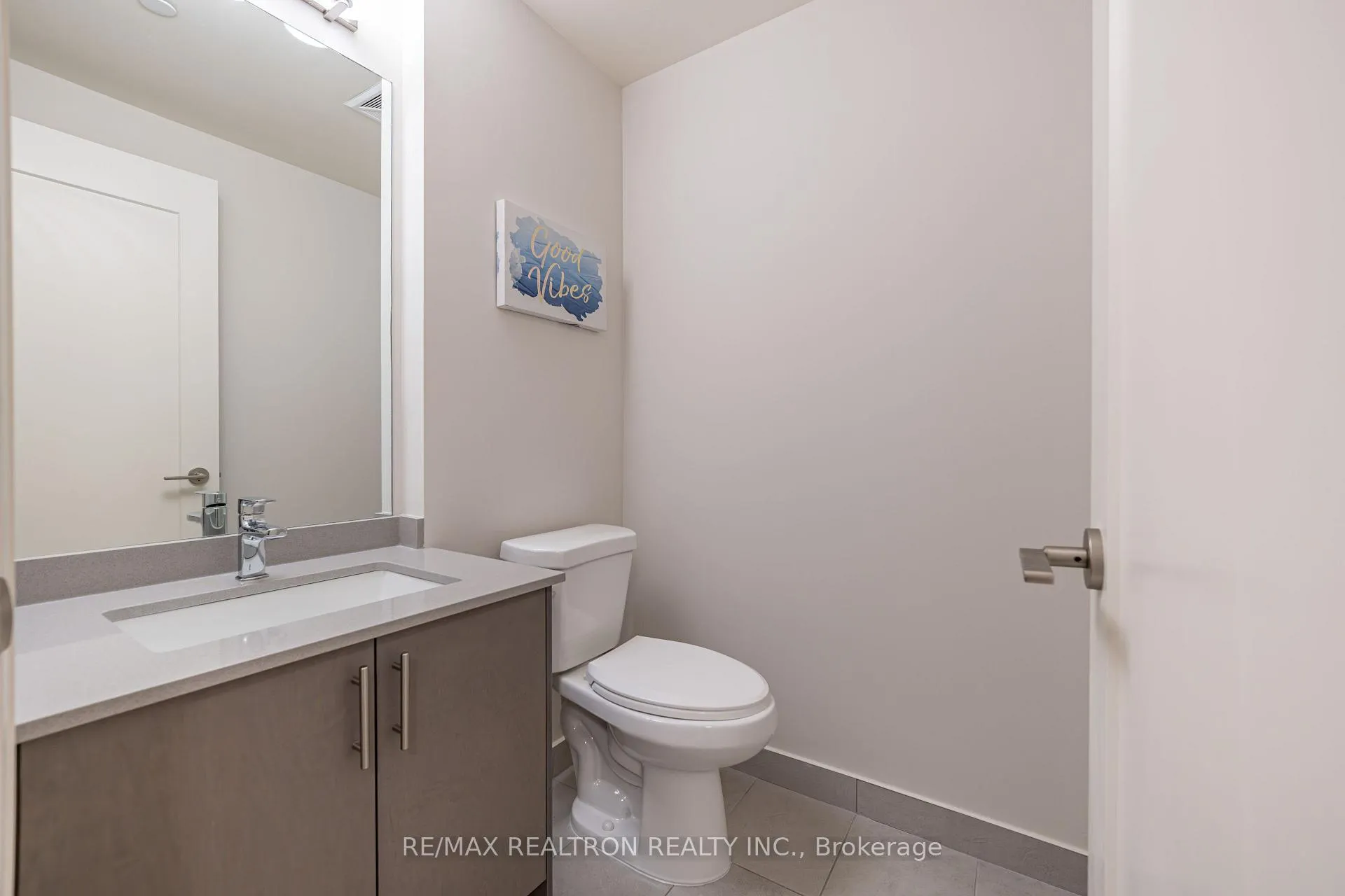 Photo 12 of Unit 2120, 9000 Jane Street, Vaughan, Concord — HOMEH