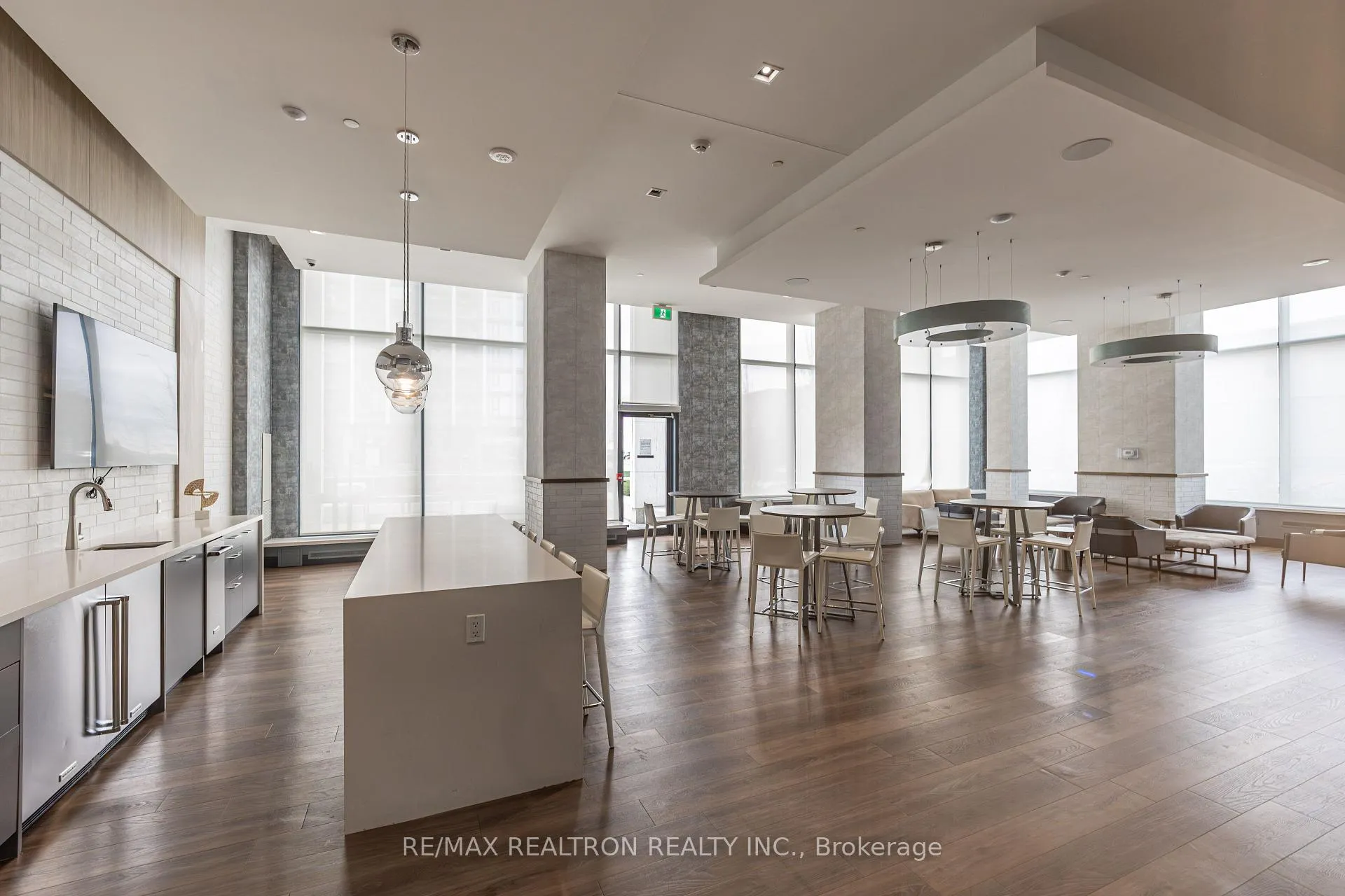 Photo 15 of Unit 2120, 9000 Jane Street, Vaughan, Concord — HOMEH