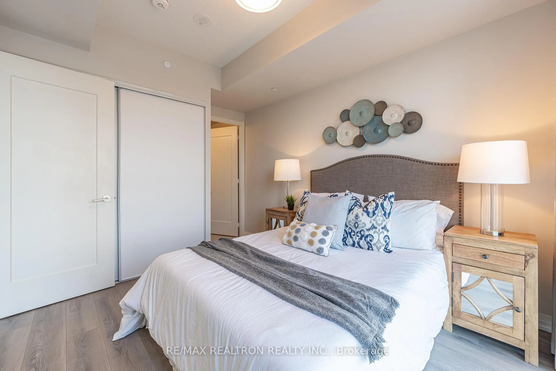 Photo 16 of Unit 2120, 9000 Jane Street, Vaughan, Concord — HOMEH