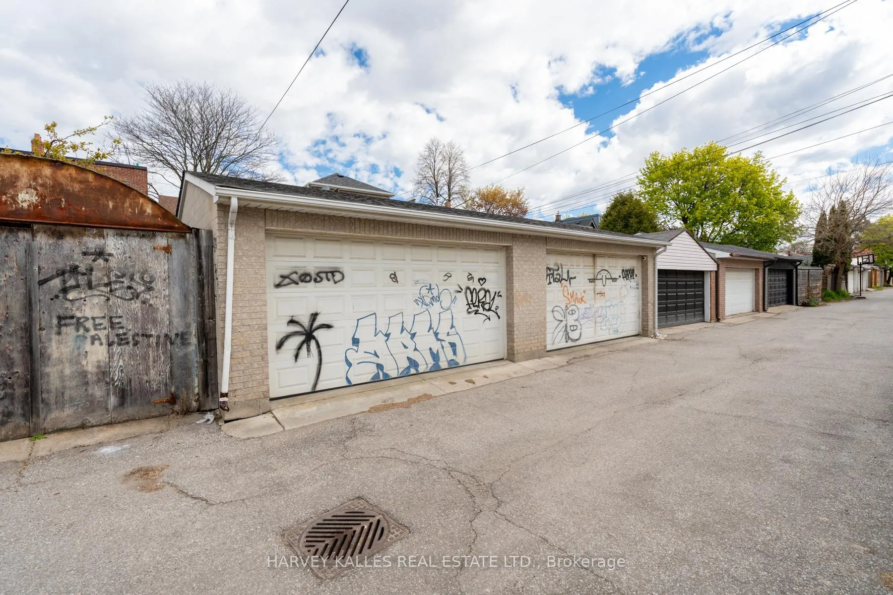 Photo 24 of 105 Melville Avenue, Toronto, Dovercourt-Wallace Emerson-Junction — HOMEH