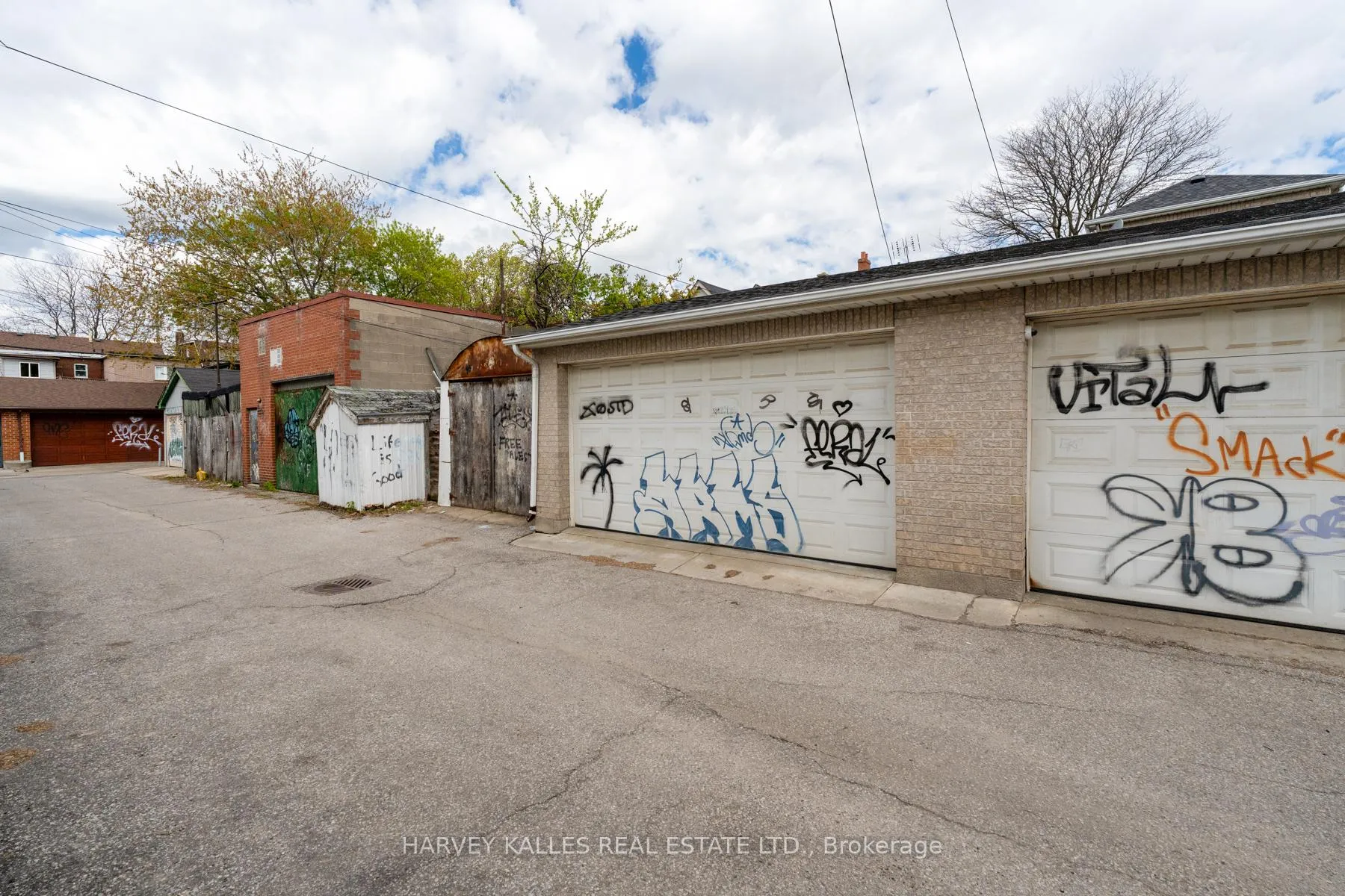 Photo 26 of 105 Melville Avenue, Toronto, Dovercourt-Wallace Emerson-Junction — HOMEH