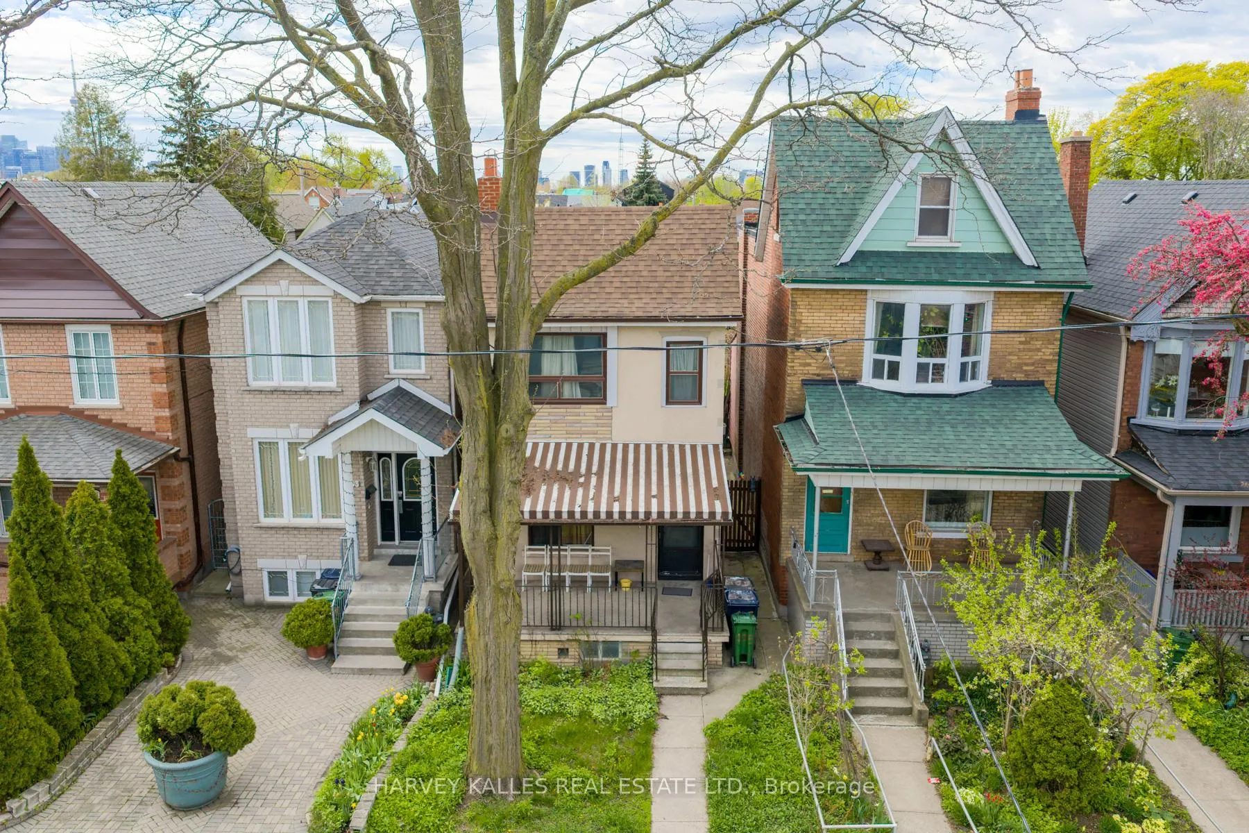 Photo 29 of 105 Melville Avenue, Toronto, Dovercourt-Wallace Emerson-Junction — HOMEH