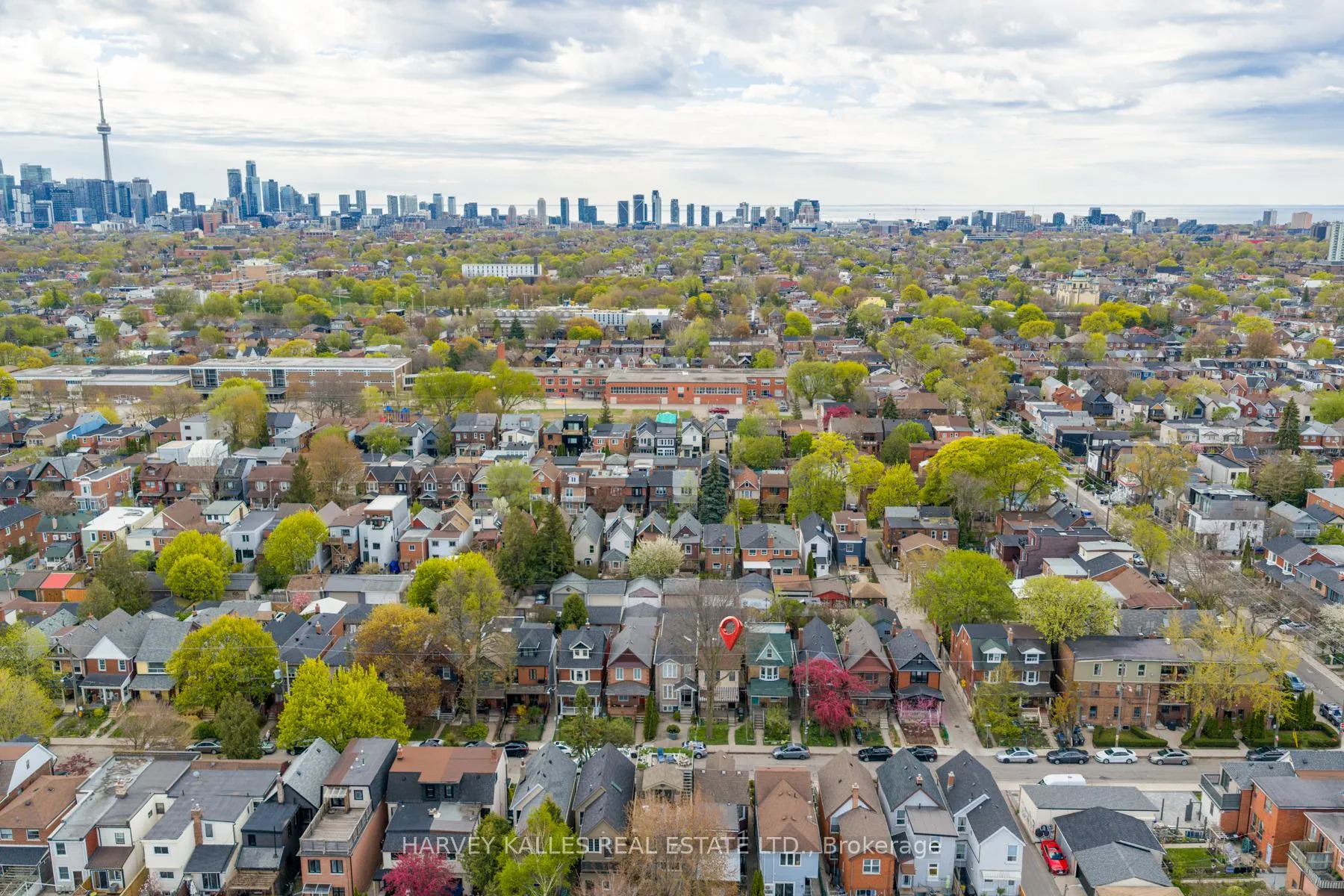 Photo 38 of 105 Melville Avenue, Toronto, Dovercourt-Wallace Emerson-Junction — HOMEH