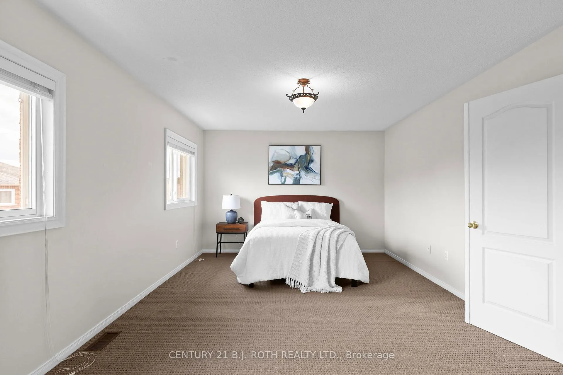 Photo 20 of 31 Emms Drive, Barrie, Holly — HOMEH