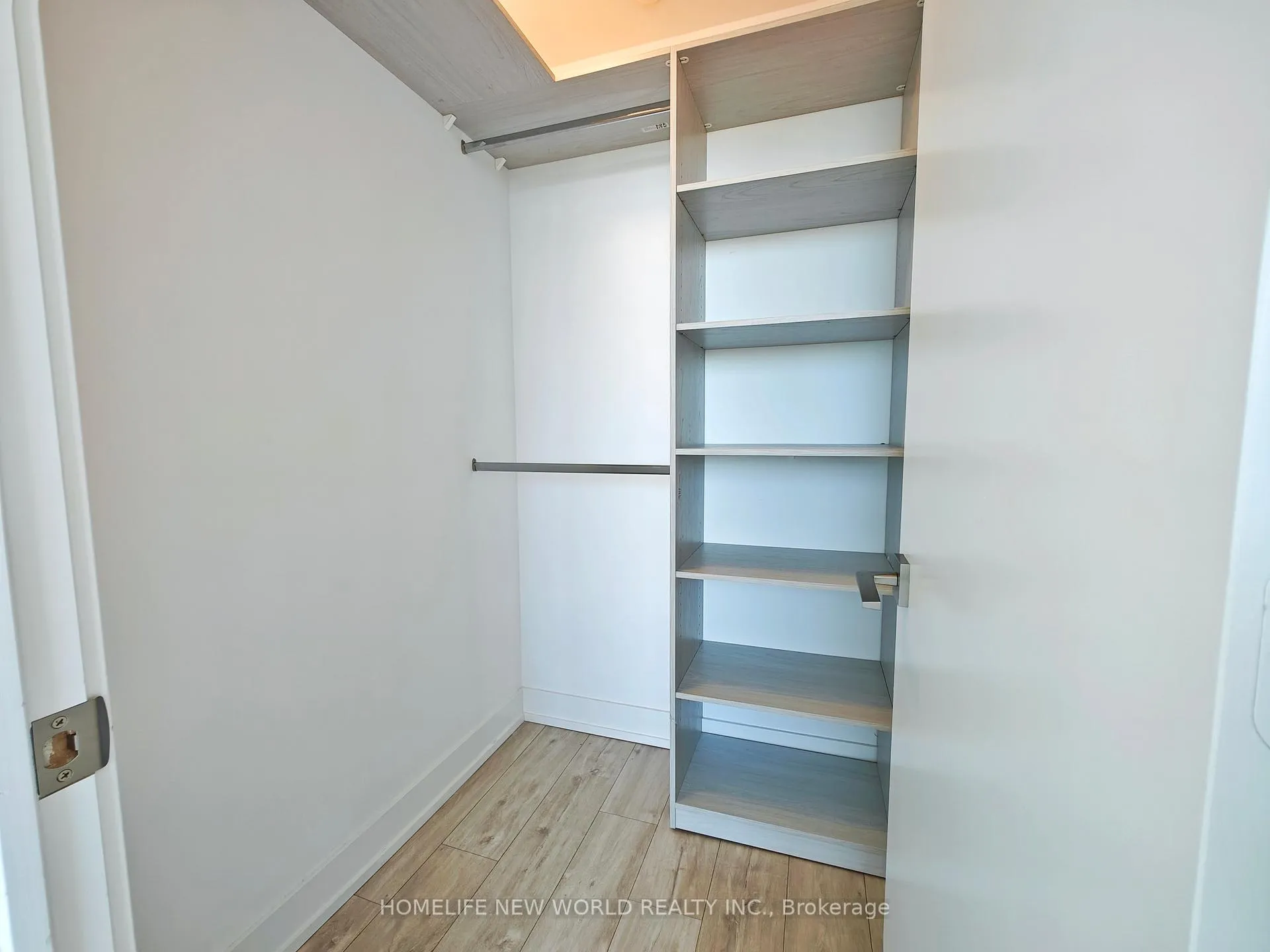 Photo 8 of Unit 719W, 268 Buchanan Drive, Markham, Unionville — HOMEH