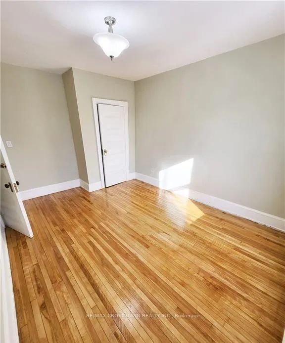 Photo 16 of Unit front, 406 Algonquin Avenue, North Bay, Central — HOMEH