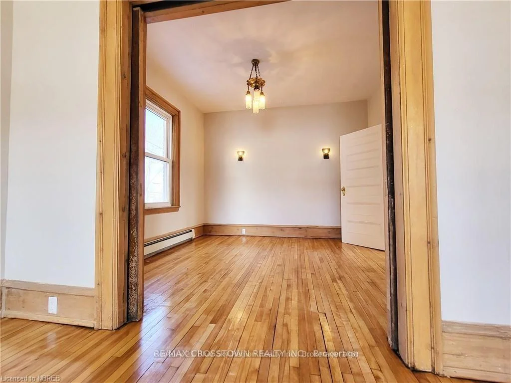 Photo 26 of Unit front, 406 Algonquin Avenue, North Bay, Central — HOMEH