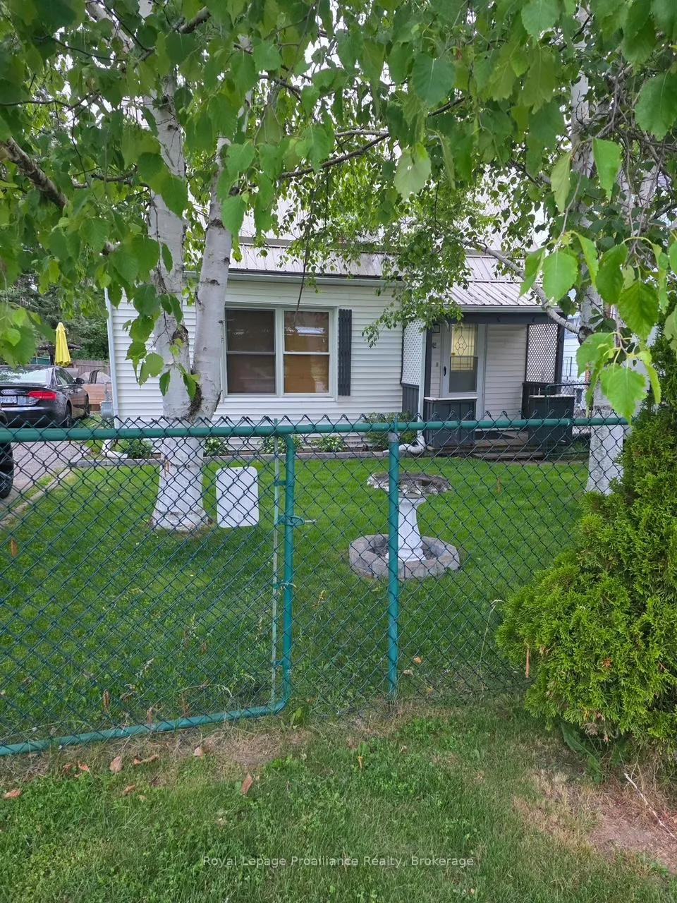Photo 1 of 42 Kerr Crescent, Quinte West, Trenton Ward — HOMEH