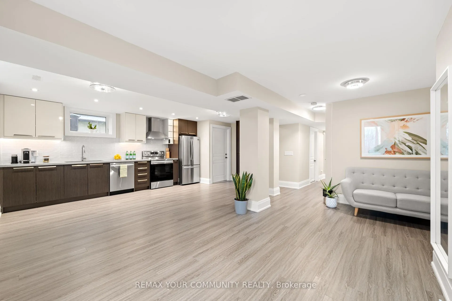 Photo 2 of Unit Basement, 12924 Keele Street, King, King City — HOMEH