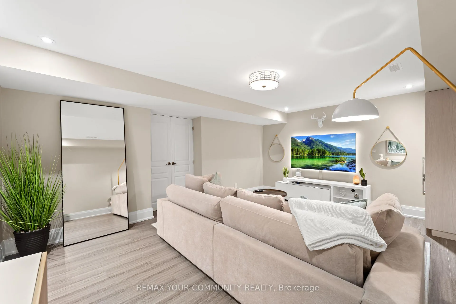 Photo 9 of Unit Basement, 12924 Keele Street, King, King City — HOMEH