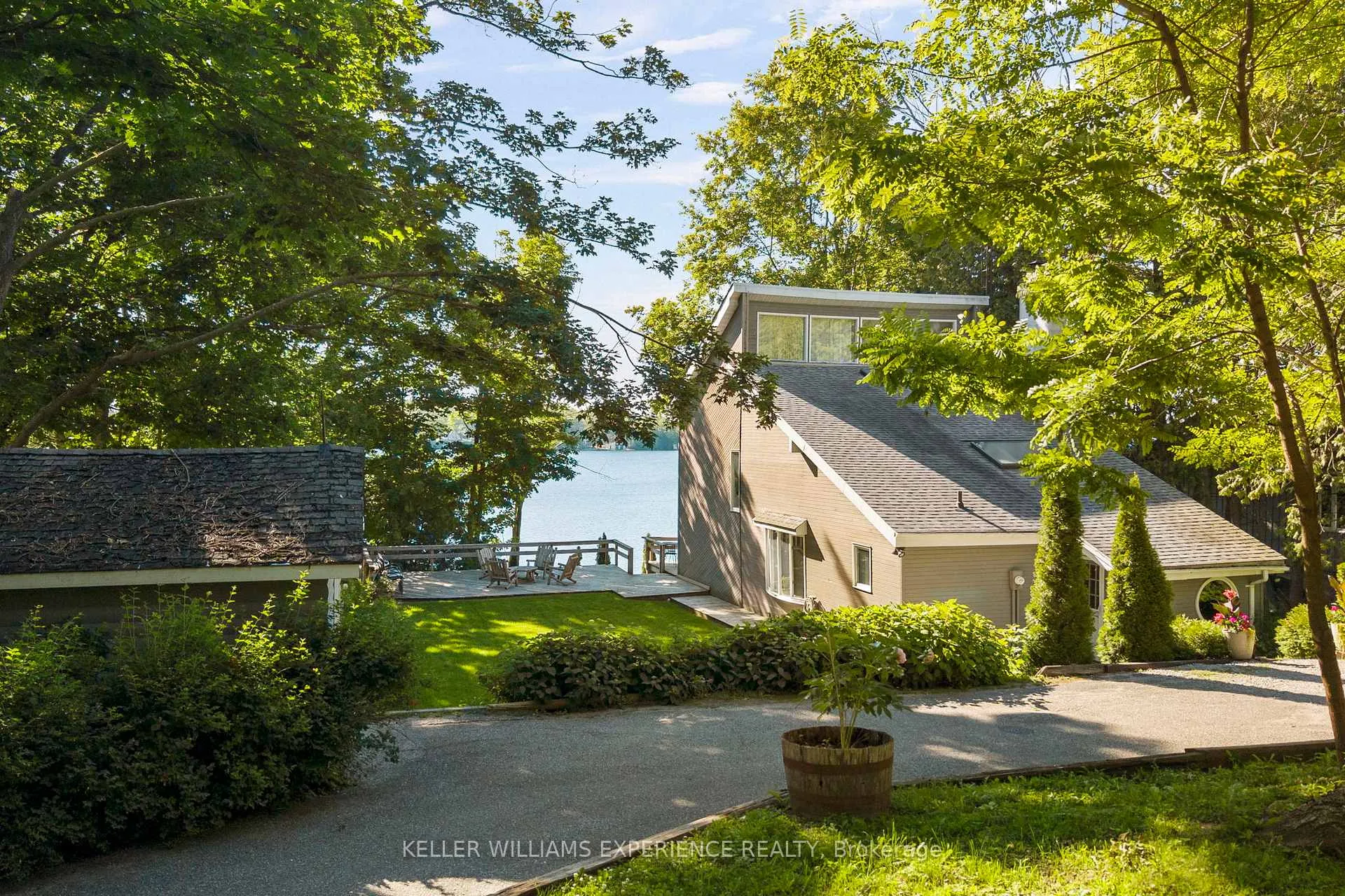 Photo of 127 Shoreline Drive