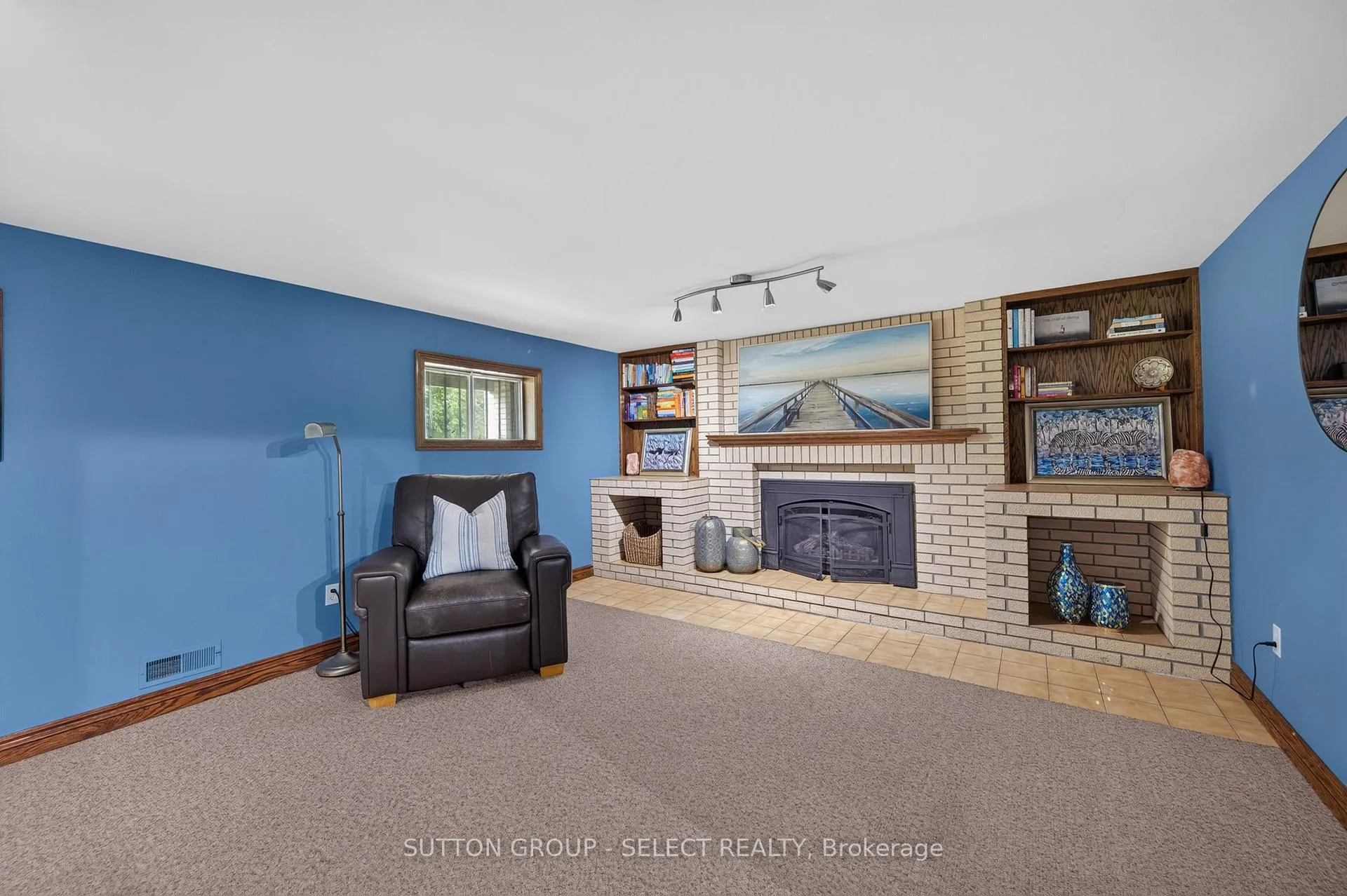 Photo 37 of 719 Franklinway Crescent, London, North A — HOMEH