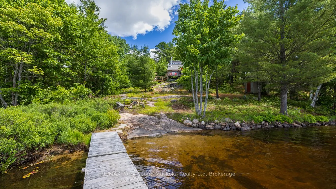 Photo of 54-56 Shebeshekong Estates Road S