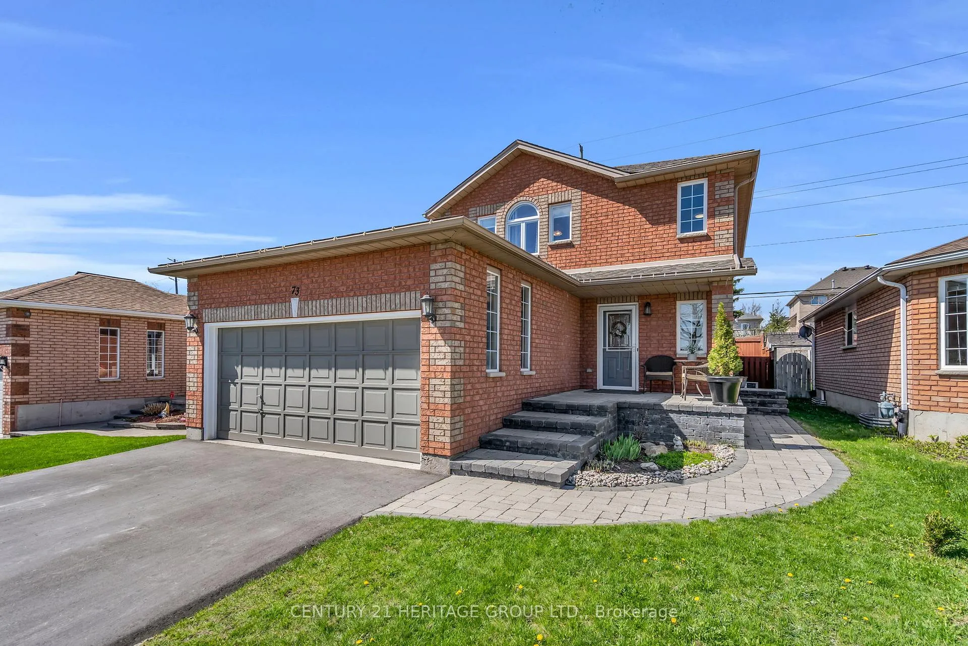Photo 2 of 73 Stollar Boulevard, Barrie, Little Lake — HOMEH