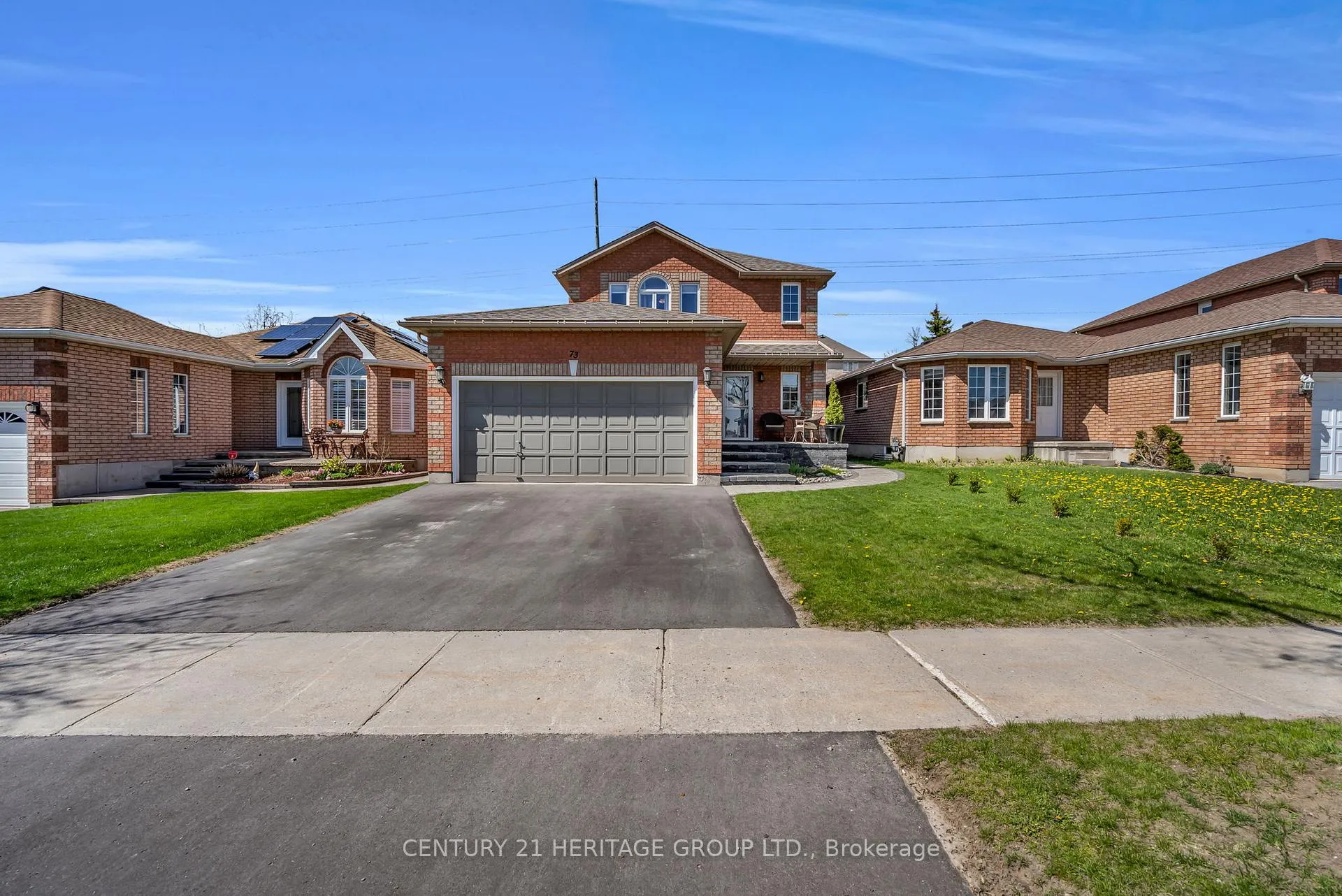 Photo 4 of 73 Stollar Boulevard, Barrie, Little Lake — HOMEH