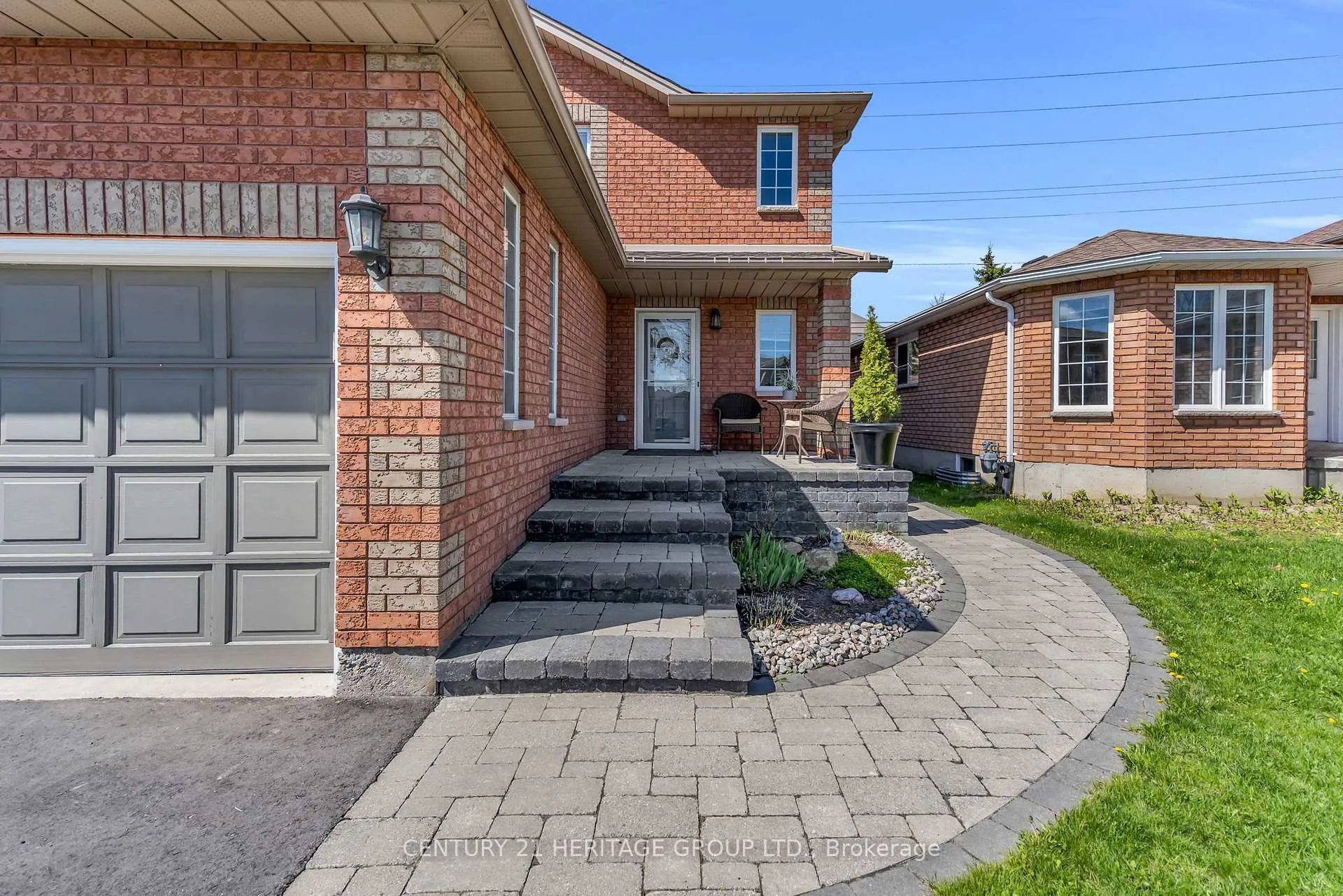 Photo 5 of 73 Stollar Boulevard, Barrie, Little Lake — HOMEH