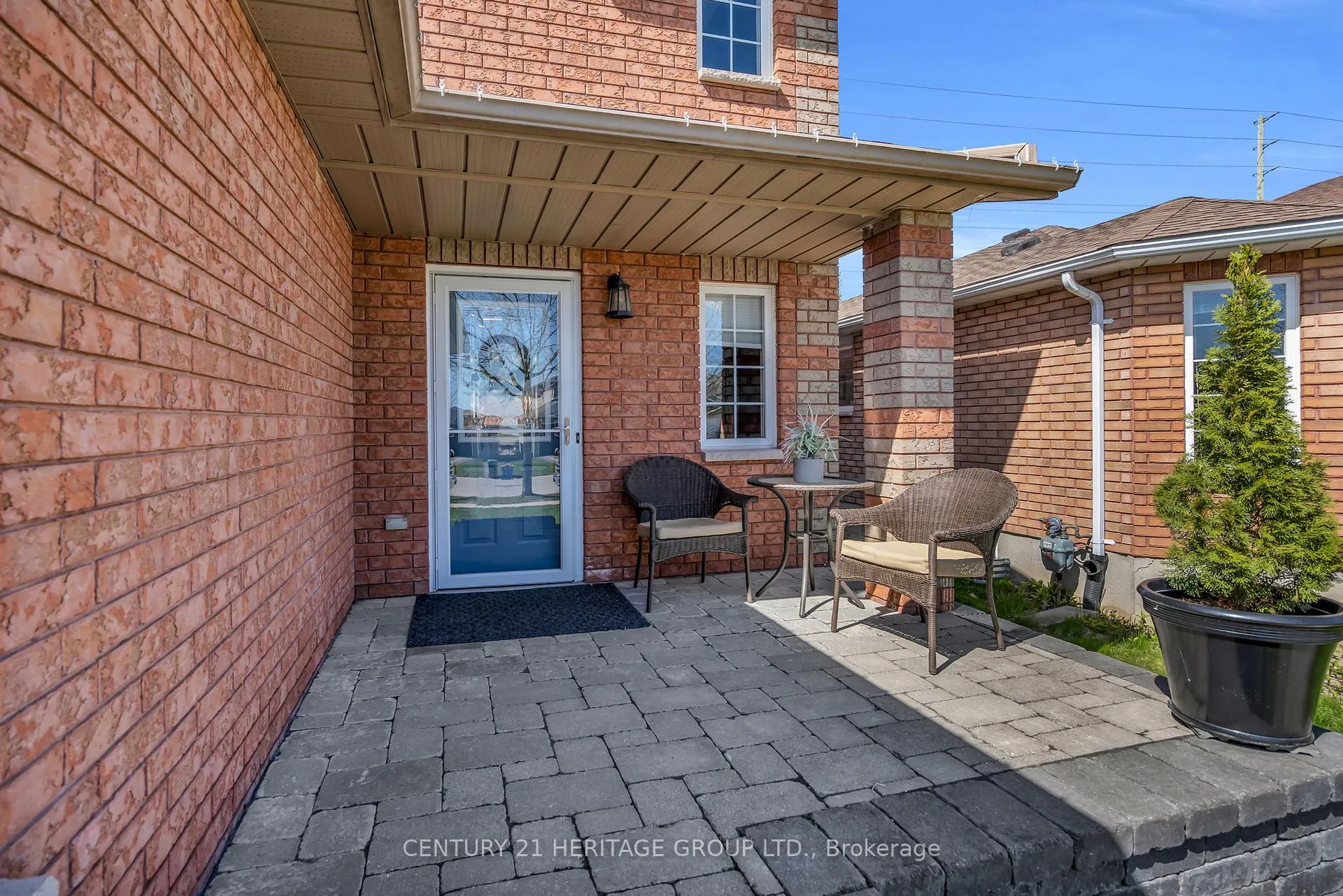 Photo 6 of 73 Stollar Boulevard, Barrie, Little Lake — HOMEH