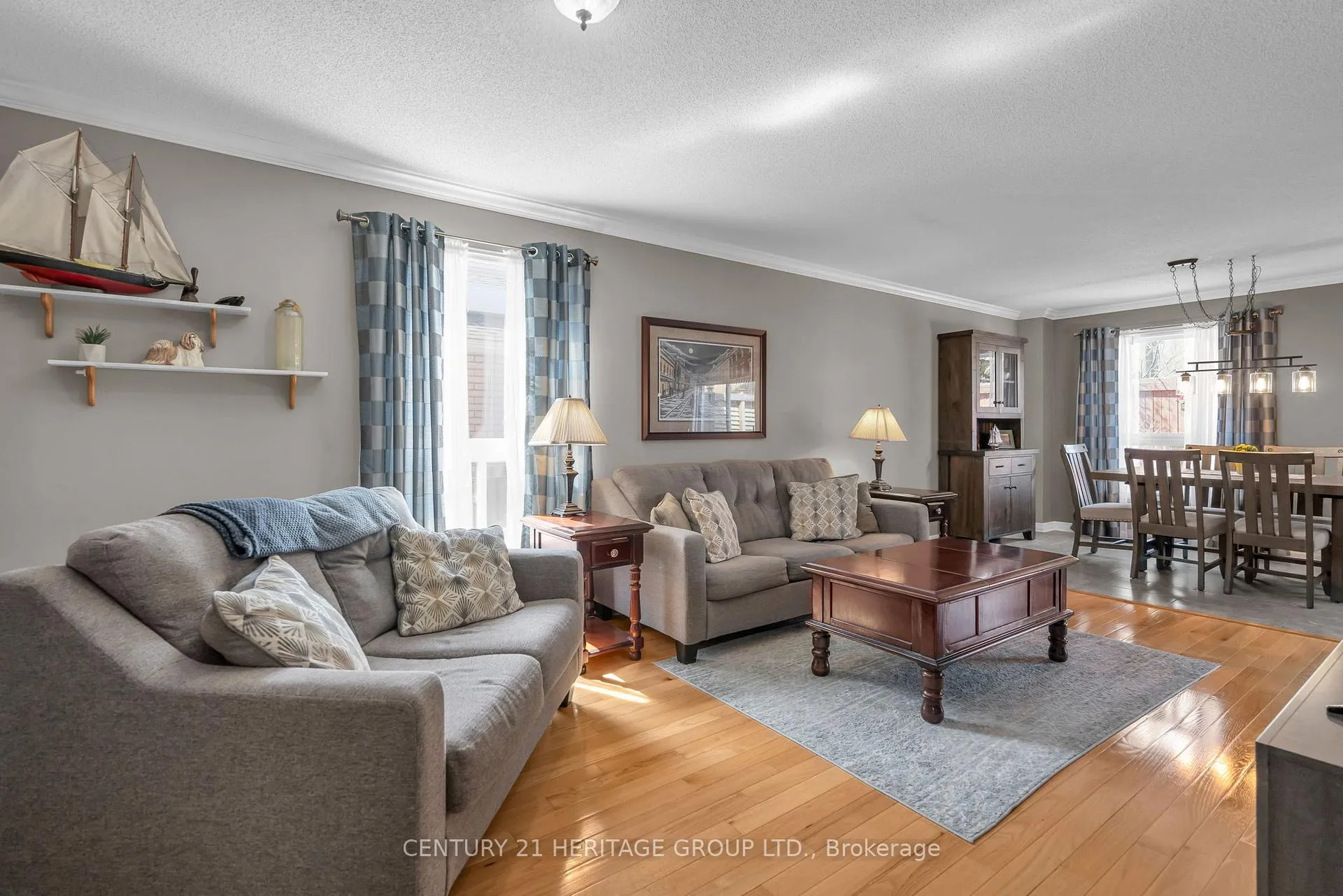 Photo 12 of 73 Stollar Boulevard, Barrie, Little Lake — HOMEH