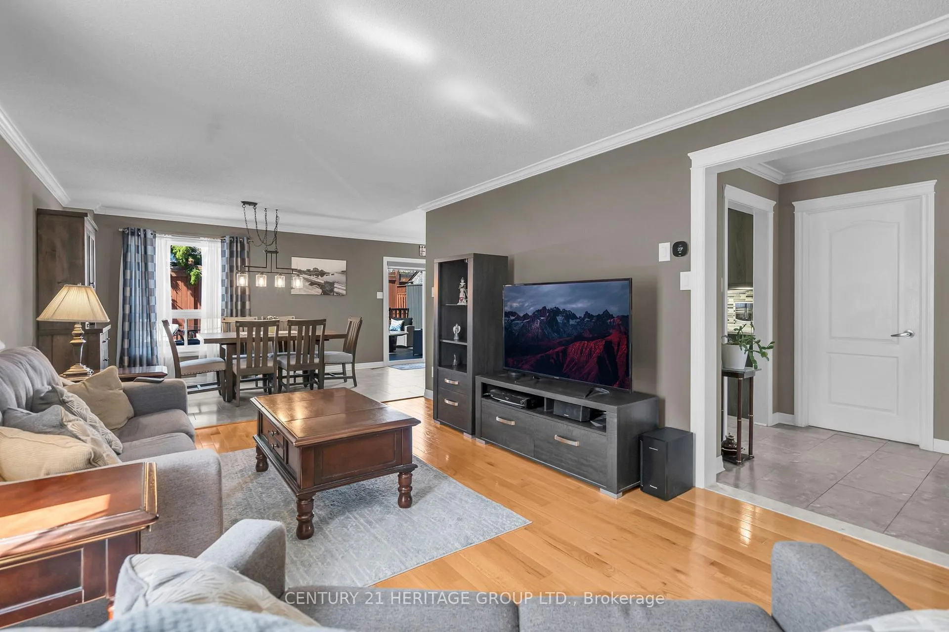 Photo 14 of 73 Stollar Boulevard, Barrie, Little Lake — HOMEH