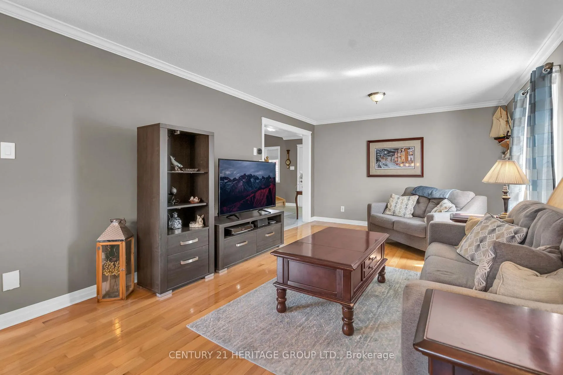 Photo 16 of 73 Stollar Boulevard, Barrie, Little Lake — HOMEH