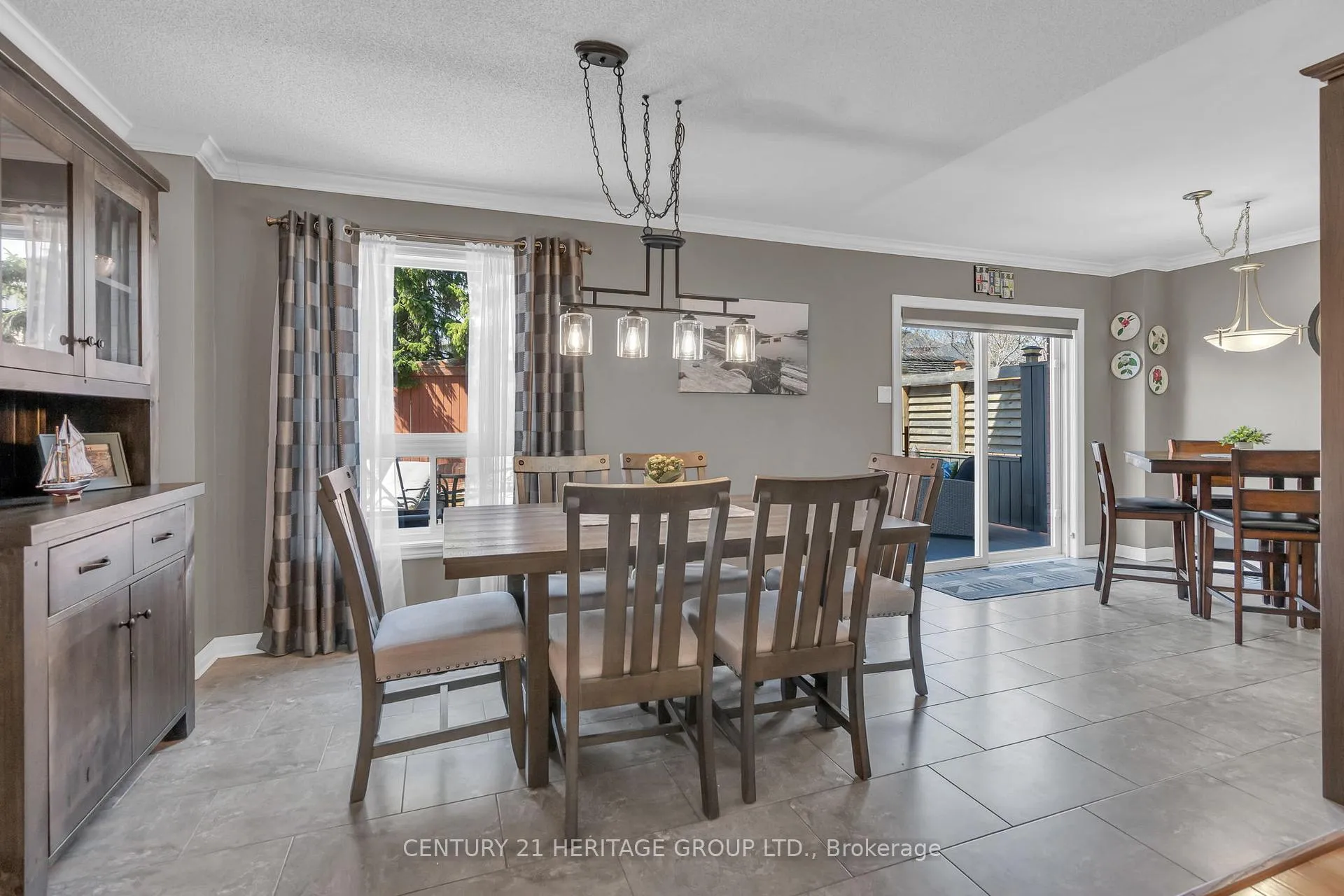 Photo 17 of 73 Stollar Boulevard, Barrie, Little Lake — HOMEH