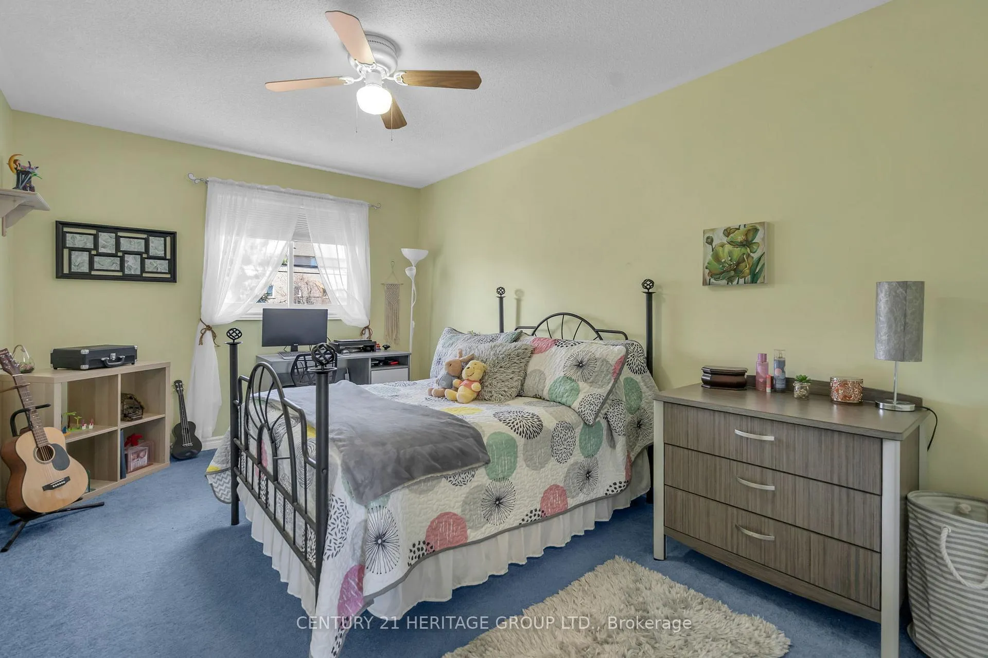 Photo 36 of 73 Stollar Boulevard, Barrie, Little Lake — HOMEH