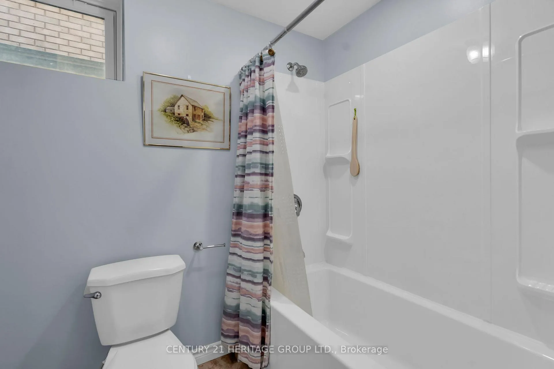 Photo 40 of 73 Stollar Boulevard, Barrie, Little Lake — HOMEH