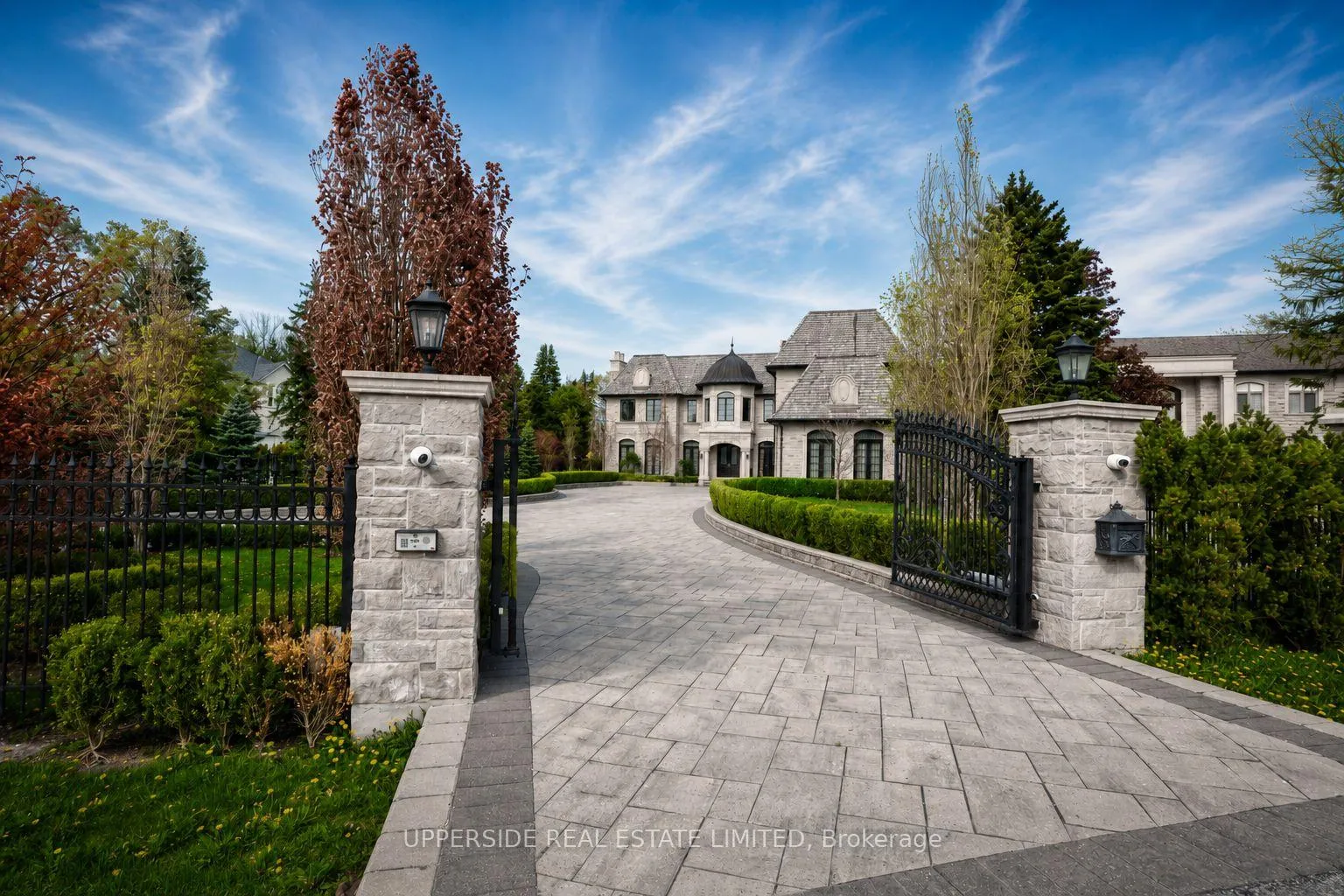Photo 1 of 29 Riverside Boulevard W, Vaughan, Uplands — HOMEH