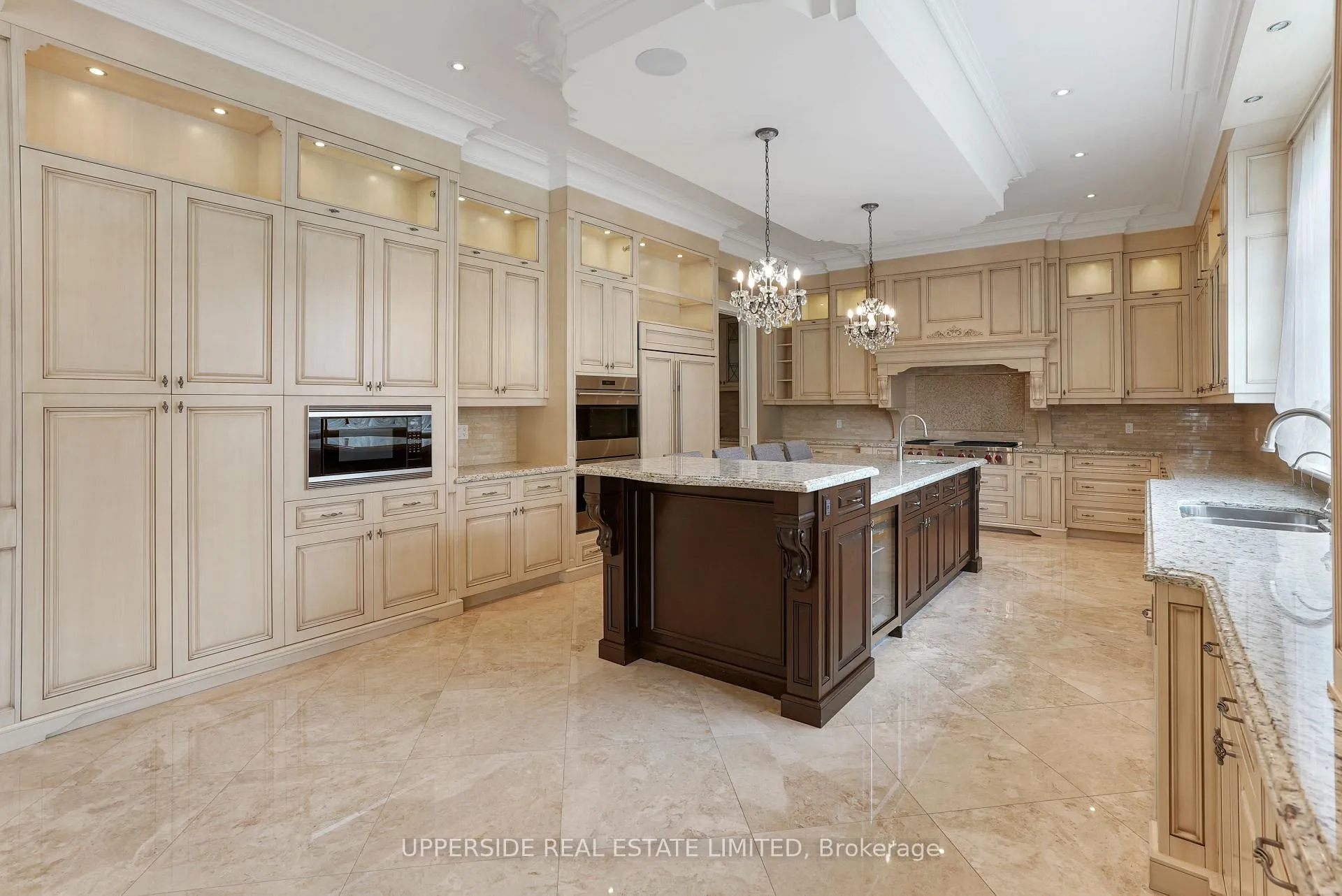 Photo 9 of 29 Riverside Boulevard W, Vaughan, Uplands — HOMEH