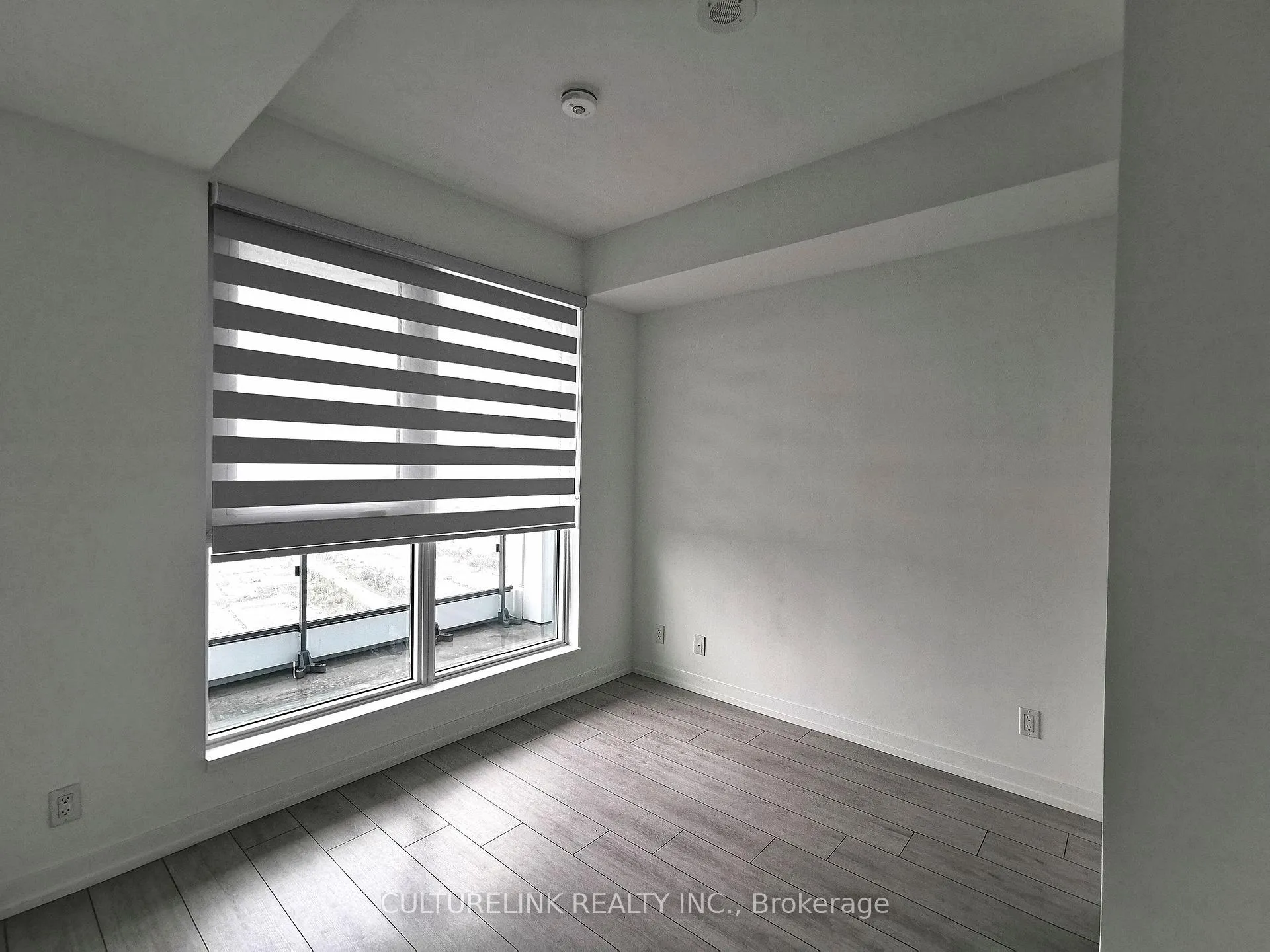 Photo 11 of Unit 5601, 950 Portage Parkway, Vaughan, Vaughan Corporate Centre — HOMEH
