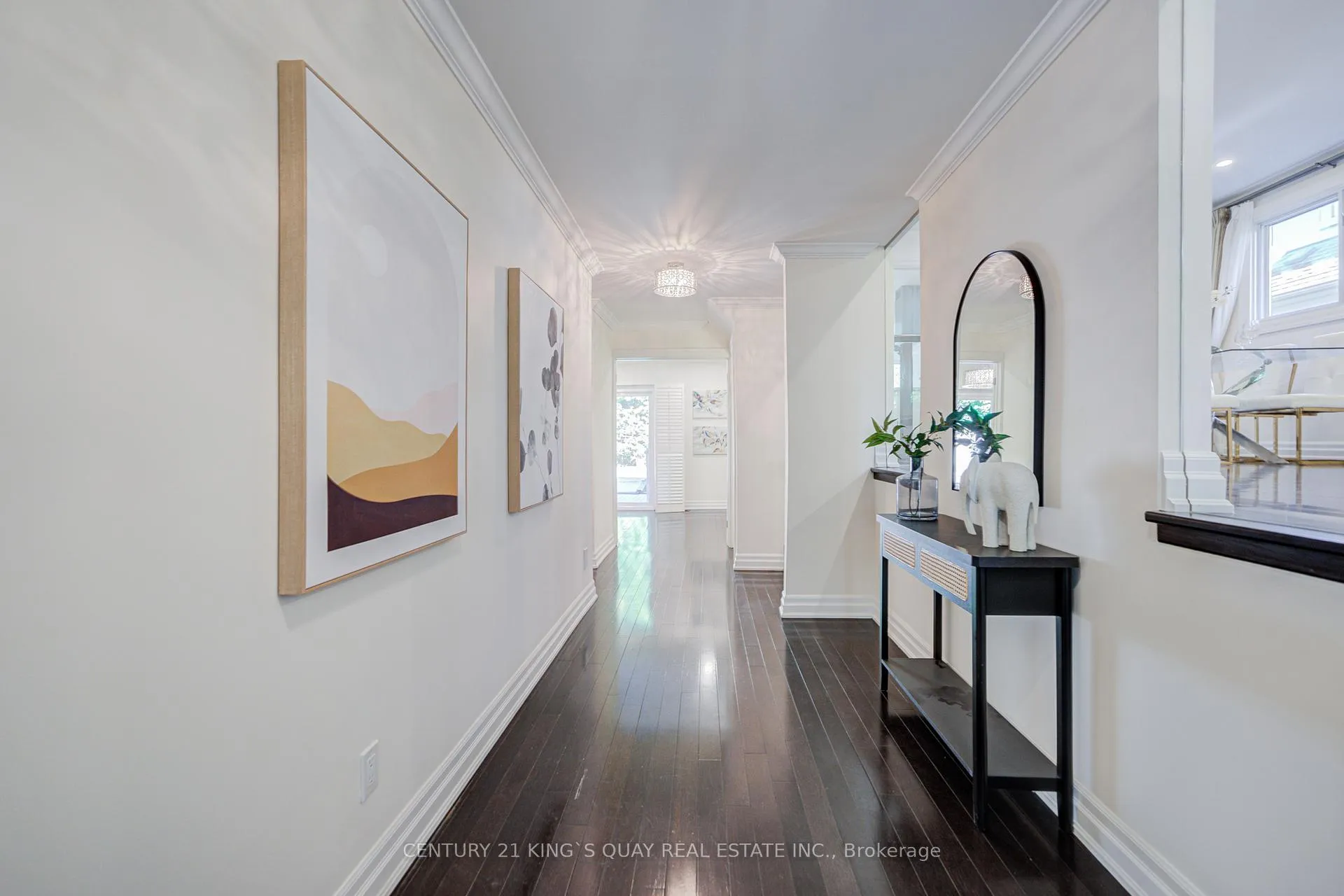 Photo 5 of 32 Chant Crescent, Markham, Unionville — HOMEH