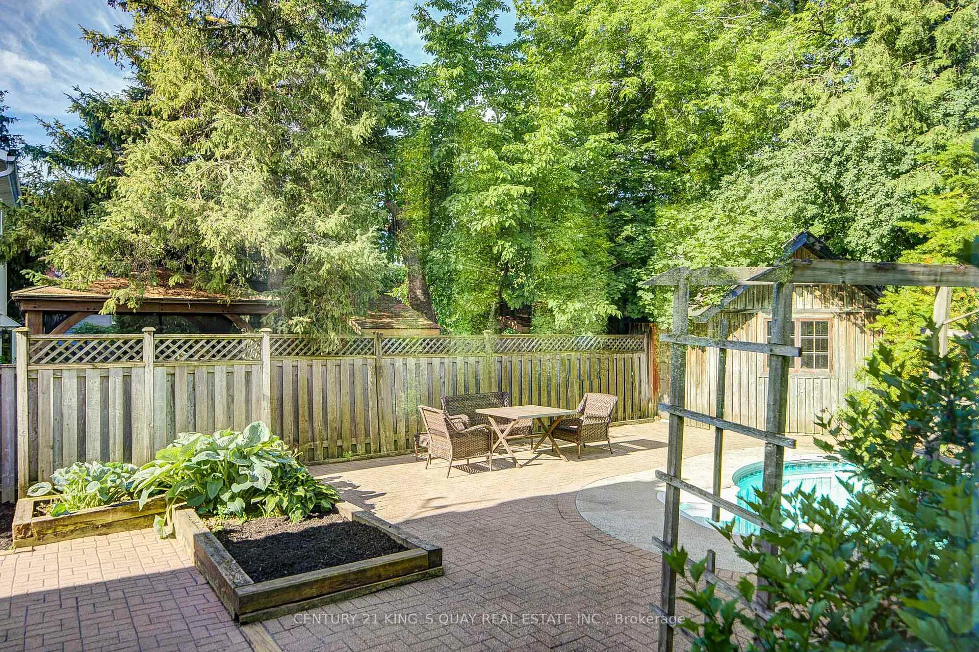 Photo 7 of 32 Chant Crescent, Markham, Unionville — HOMEH