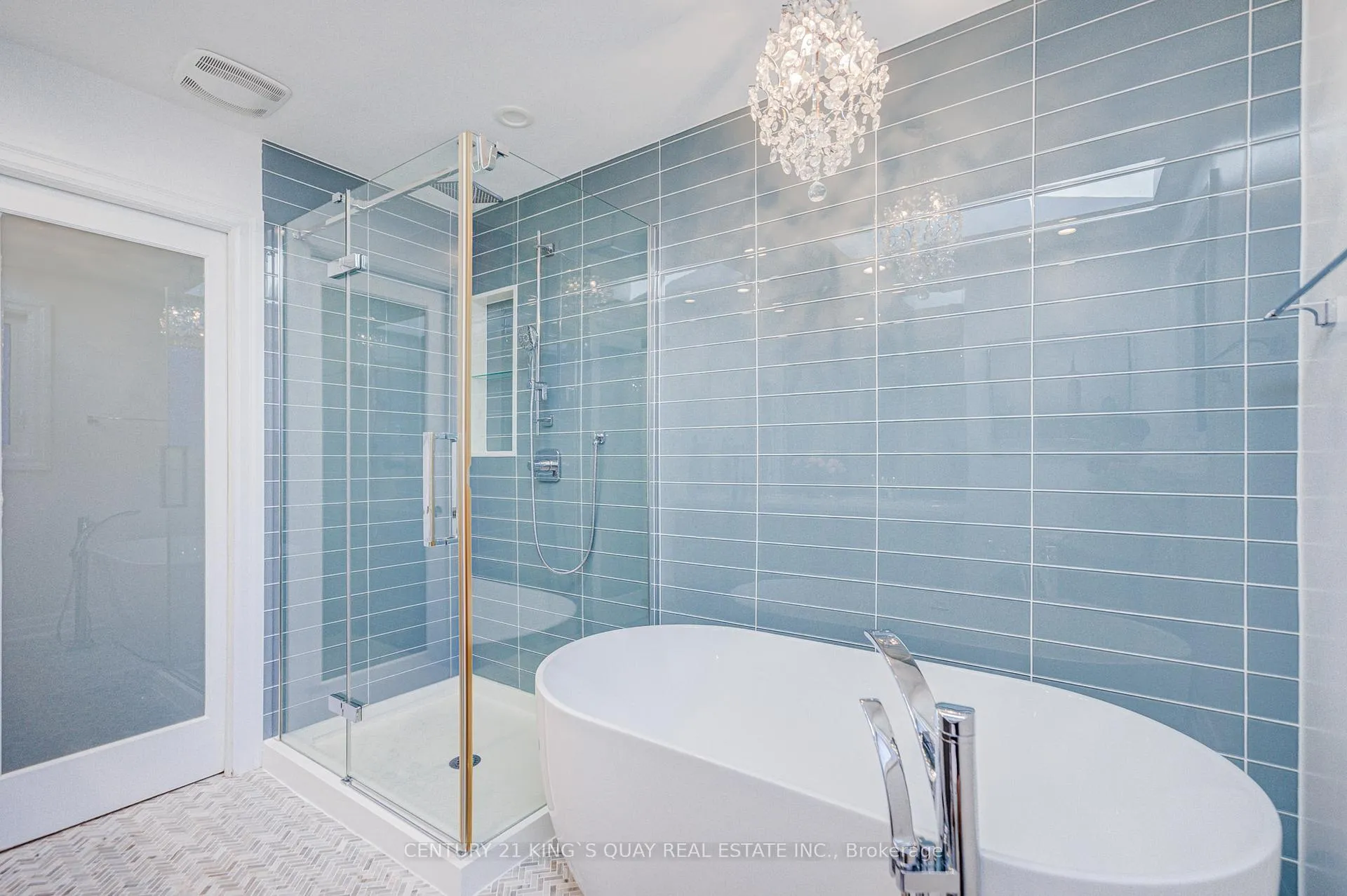 Photo 35 of 32 Chant Crescent, Markham, Unionville — HOMEH