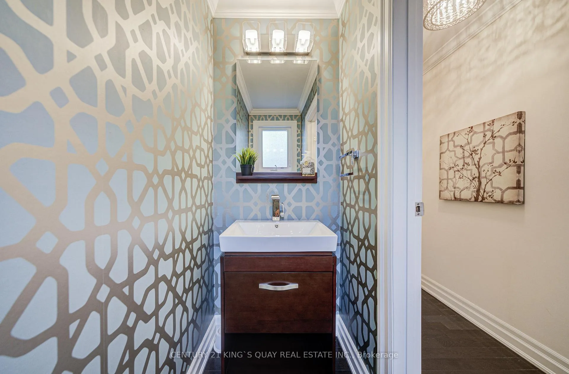 Photo 8 of 32 Chant Crescent, Markham, Unionville — HOMEH