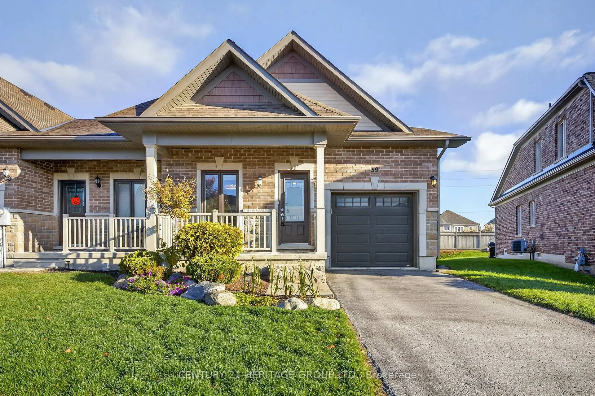 Front of 59 Kingsmere Crescent