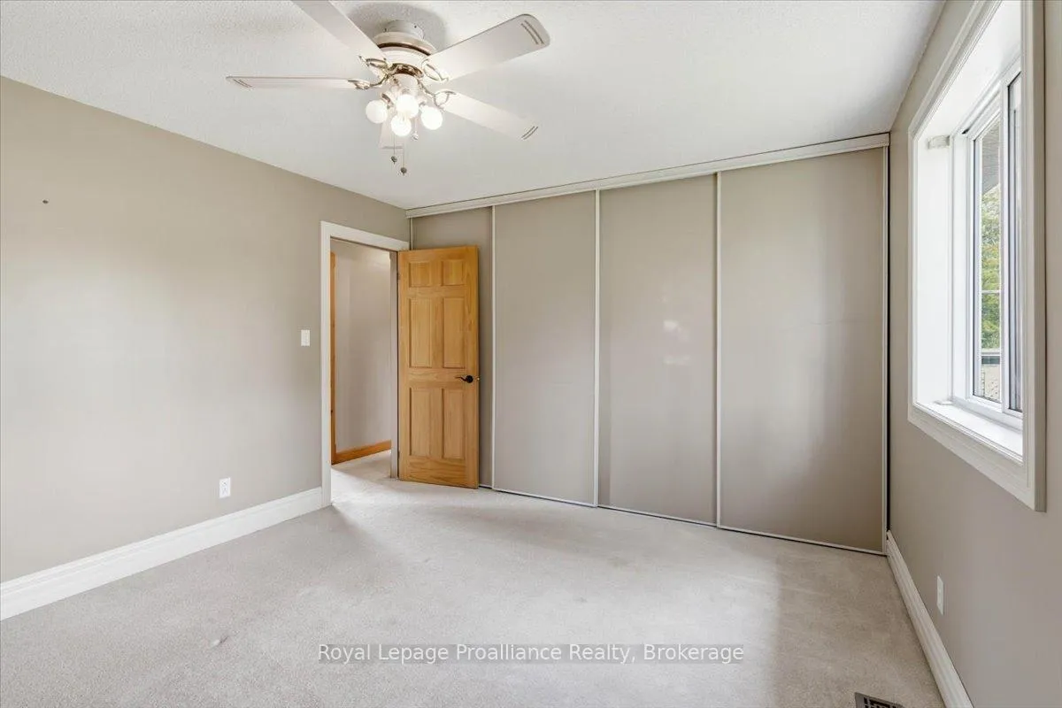 Photo 13 of 1005 Victoria Road, Prince Edward County, Ameliasburg Ward — HOMEH