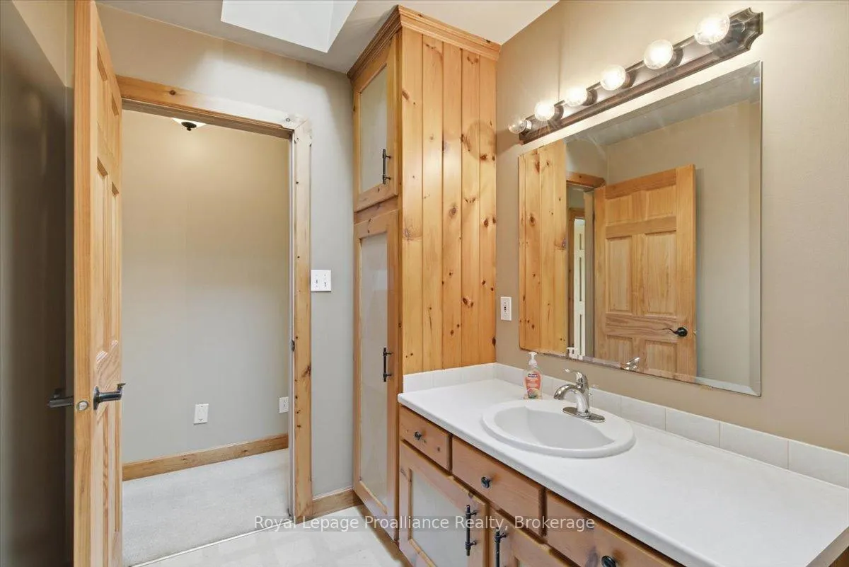 Photo 16 of 1005 Victoria Road, Prince Edward County, Ameliasburg Ward — HOMEH