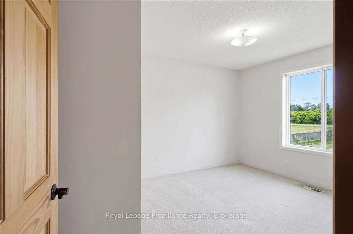 Photo 20 of 1005 Victoria Road, Prince Edward County, Ameliasburg Ward — HOMEH