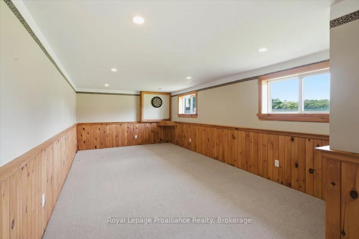 Photo 24 of 1005 Victoria Road, Prince Edward County, Ameliasburg Ward — HOMEH