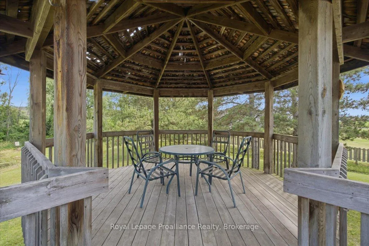 Photo 31 of 1005 Victoria Road, Prince Edward County, Ameliasburg Ward — HOMEH
