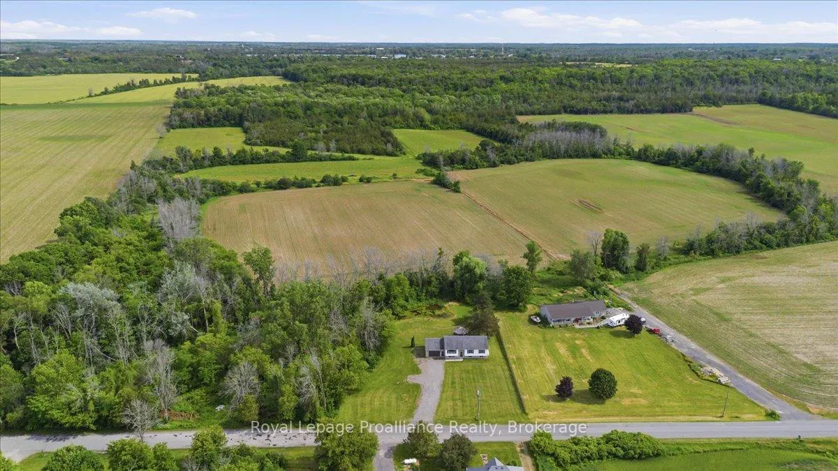 Photo 38 of 1005 Victoria Road, Prince Edward County, Ameliasburg Ward — HOMEH