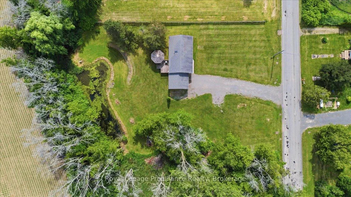 Photo 40 of 1005 Victoria Road, Prince Edward County, Ameliasburg Ward — HOMEH