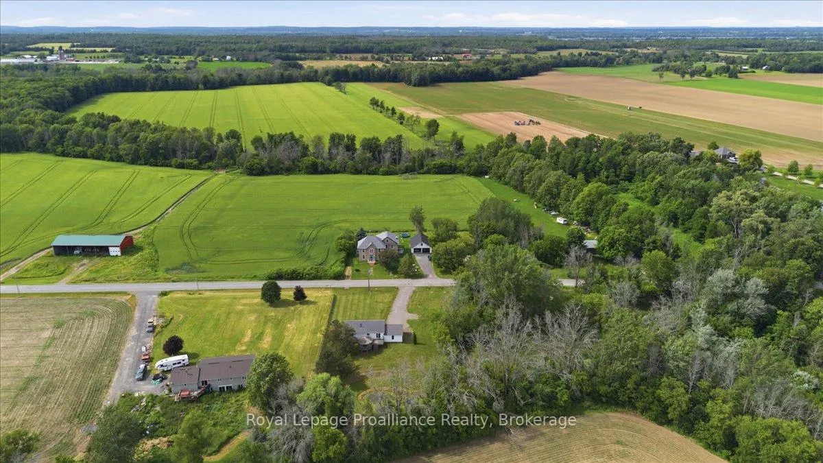 Photo 41 of 1005 Victoria Road, Prince Edward County, Ameliasburg Ward — HOMEH