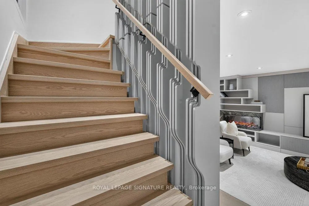 Photo 23 of 217 Chaplin Crescent, Toronto, Forest Hill South — HOMEH